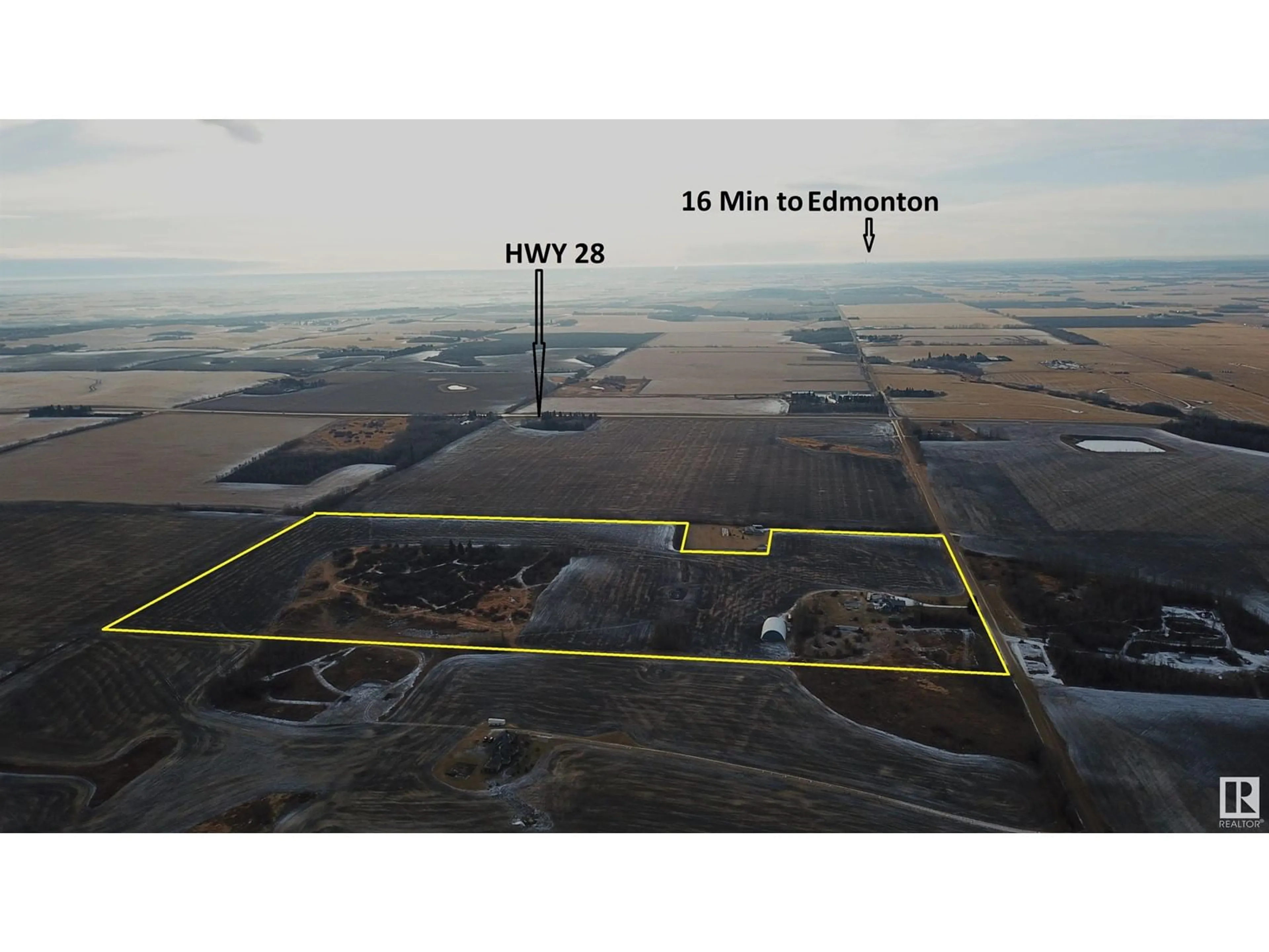 A pic from outside/outdoor area/front of a property/back of a property/a pic from drone, building for 1 56221 RGE RD 242, Rural Sturgeon County Alberta T0A0K3