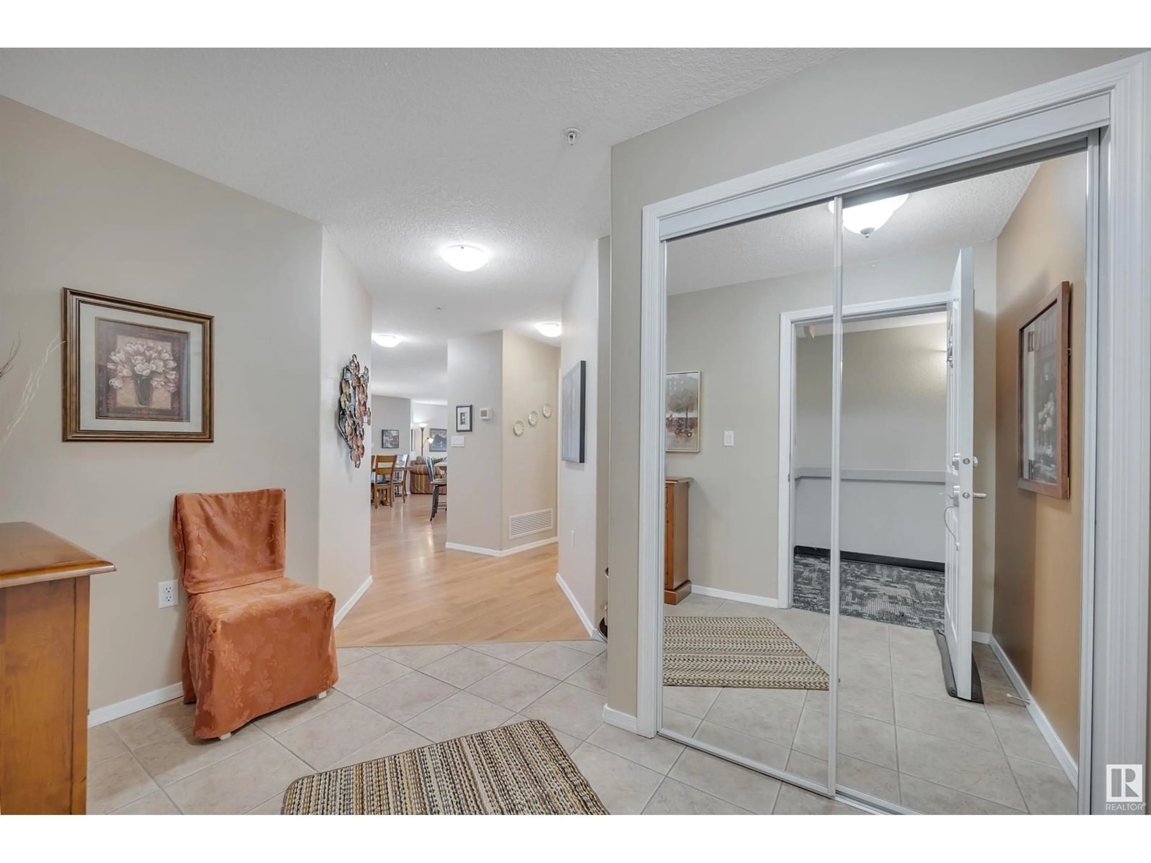 Indoor foyer for #308 1320 RUTHERFORD RD SW, Edmonton Alberta T6W0B6