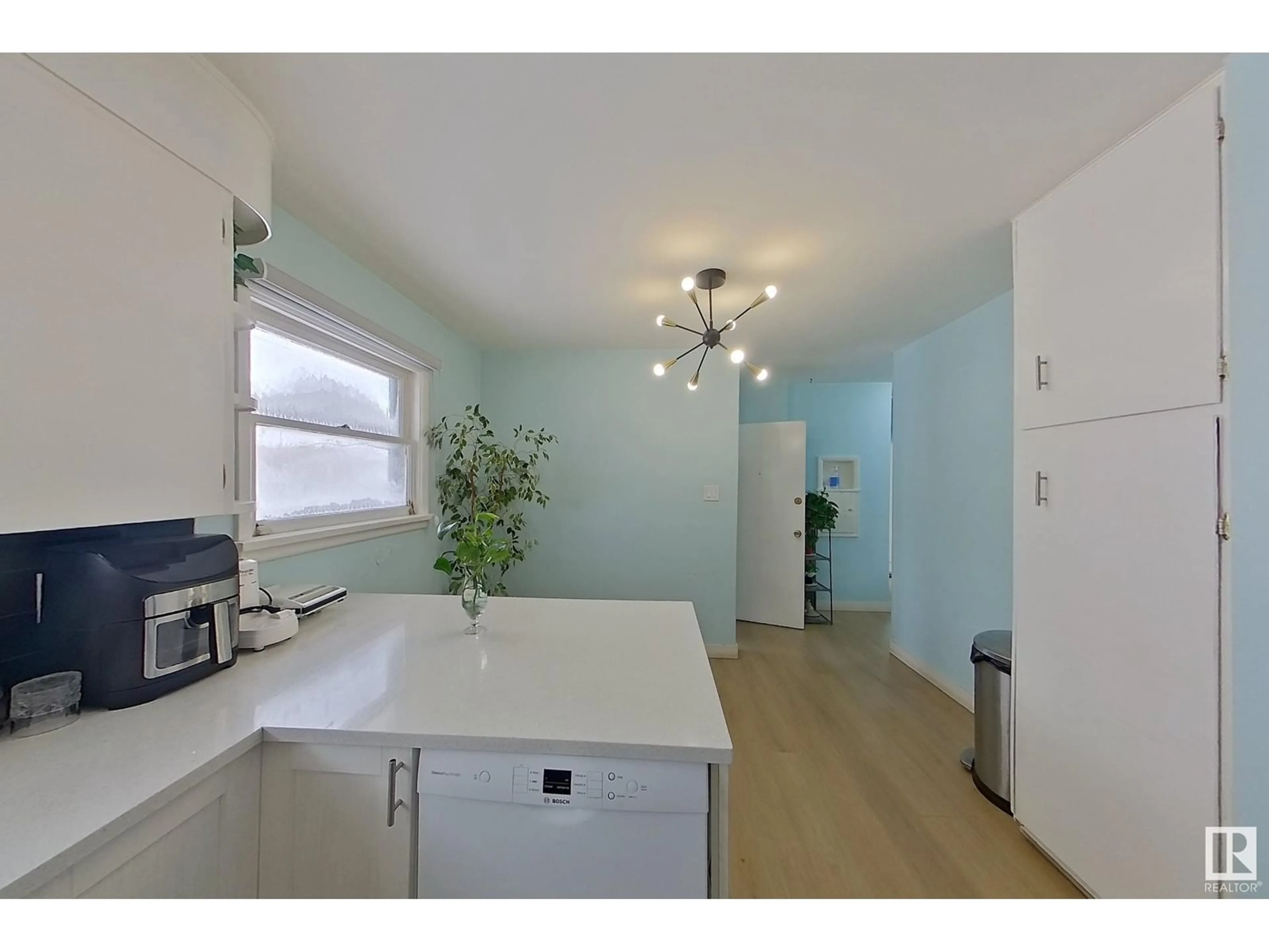 Unknown for 7928 82 AVE, Edmonton Alberta T6C0Y2