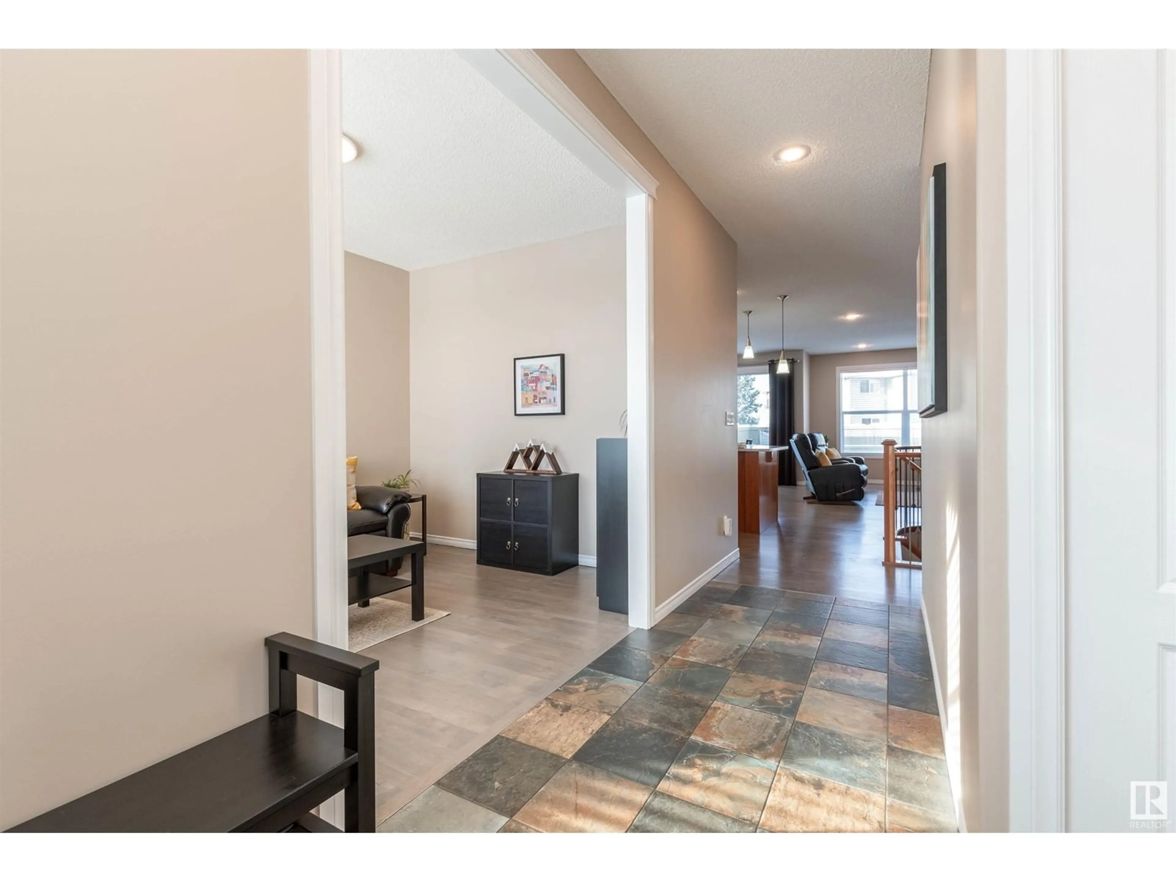 Indoor foyer for 219 Ridgeland CR, Sherwood Park Alberta T8A2Z3