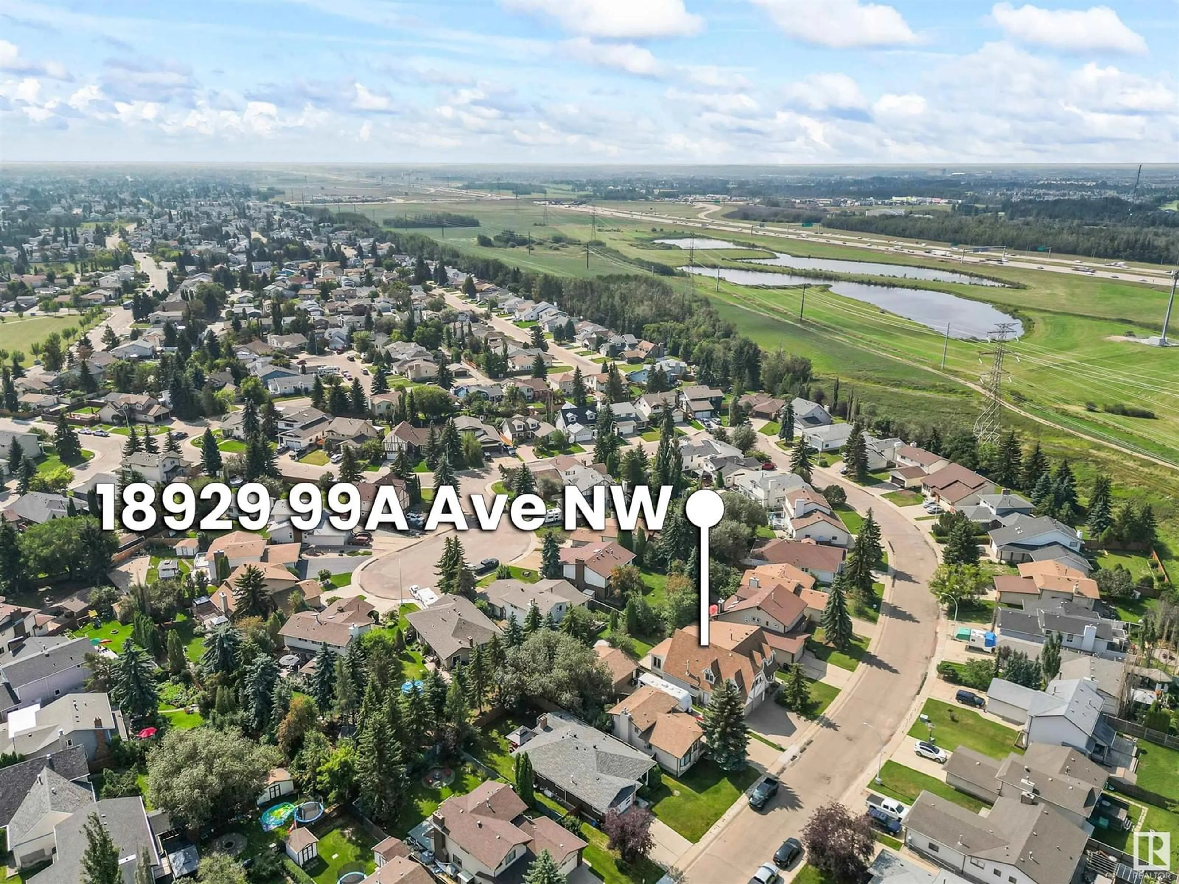 A pic from outside/outdoor area/front of a property/back of a property/a pic from drone, unknown for 18929 99A AV NW, Edmonton Alberta T5T3M9