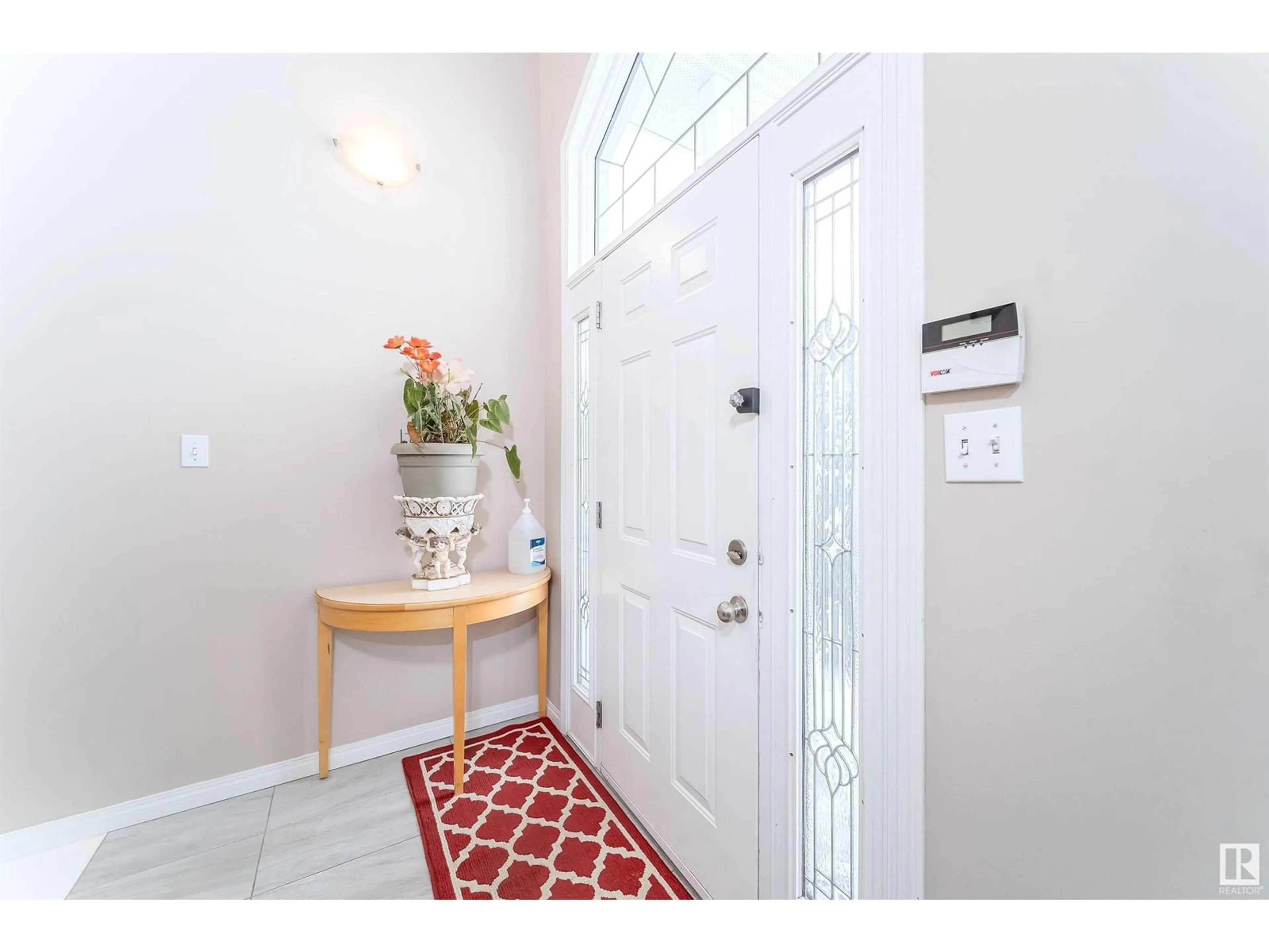 Indoor entryway for 3709 22A ST NW, Edmonton Alberta T6T1V7