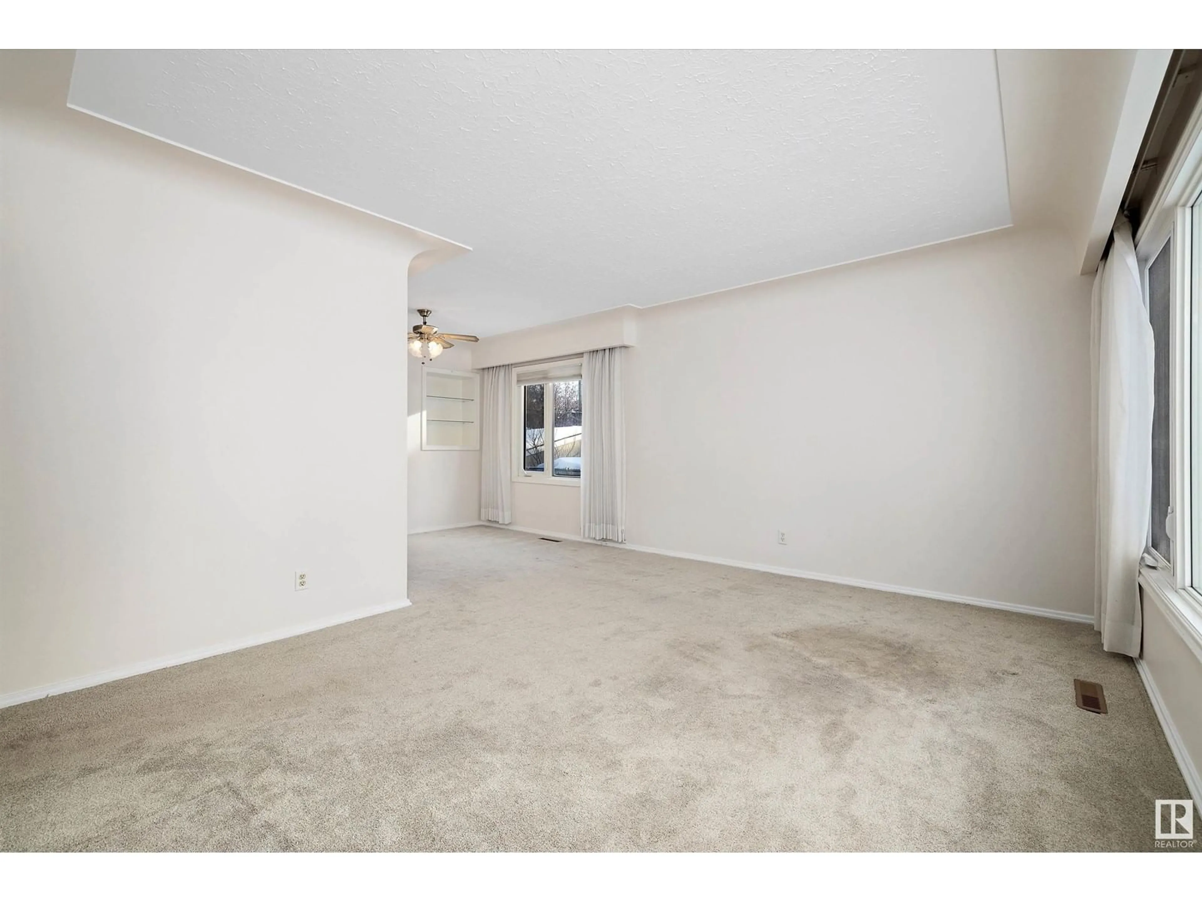 A pic of a room for 7744 85 AV NW, Edmonton Alberta T6C1G1