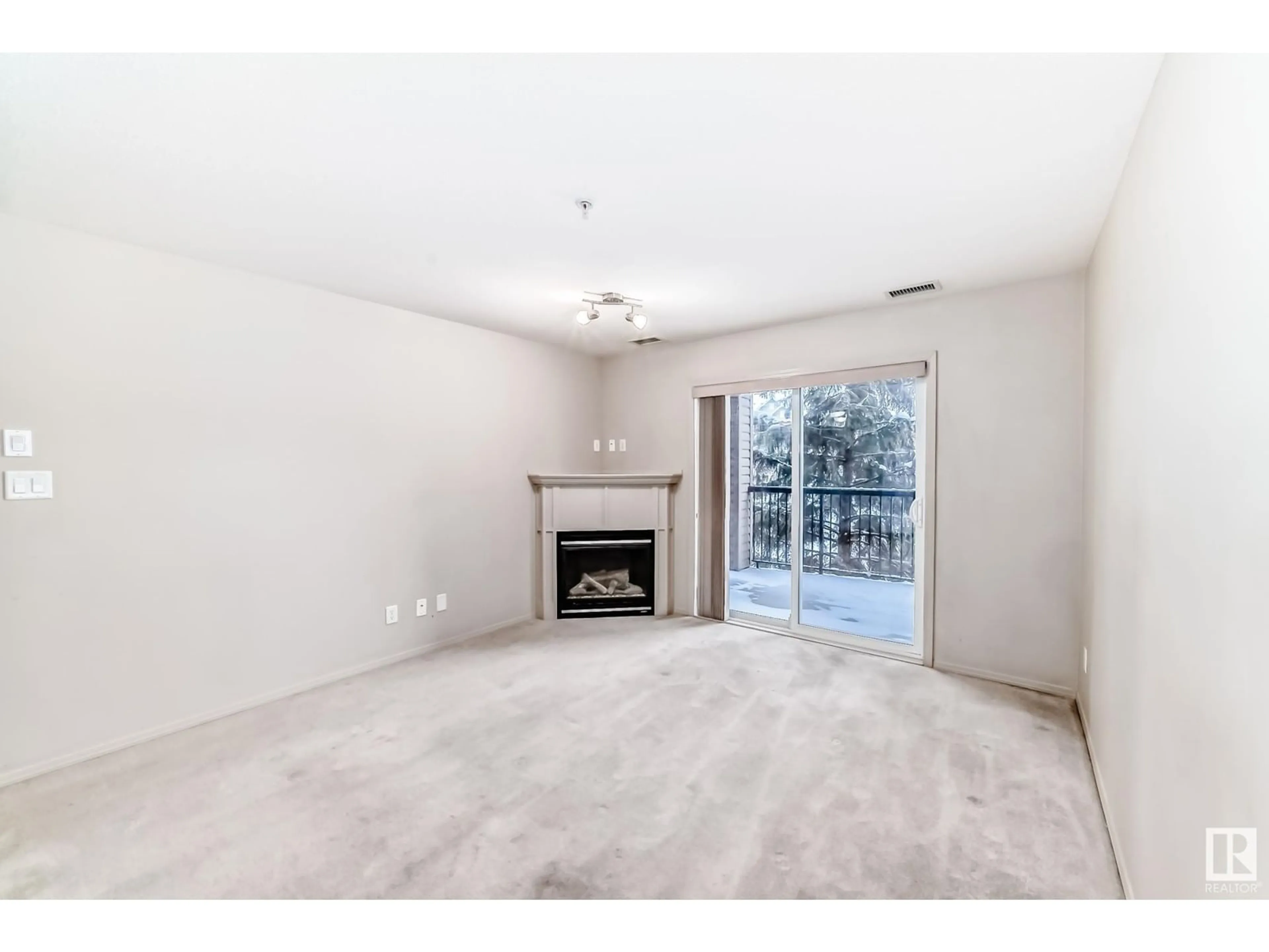 A pic of a room for #244 2096 BLACKMUD CREEK DR SW, Edmonton Alberta T6W0G1