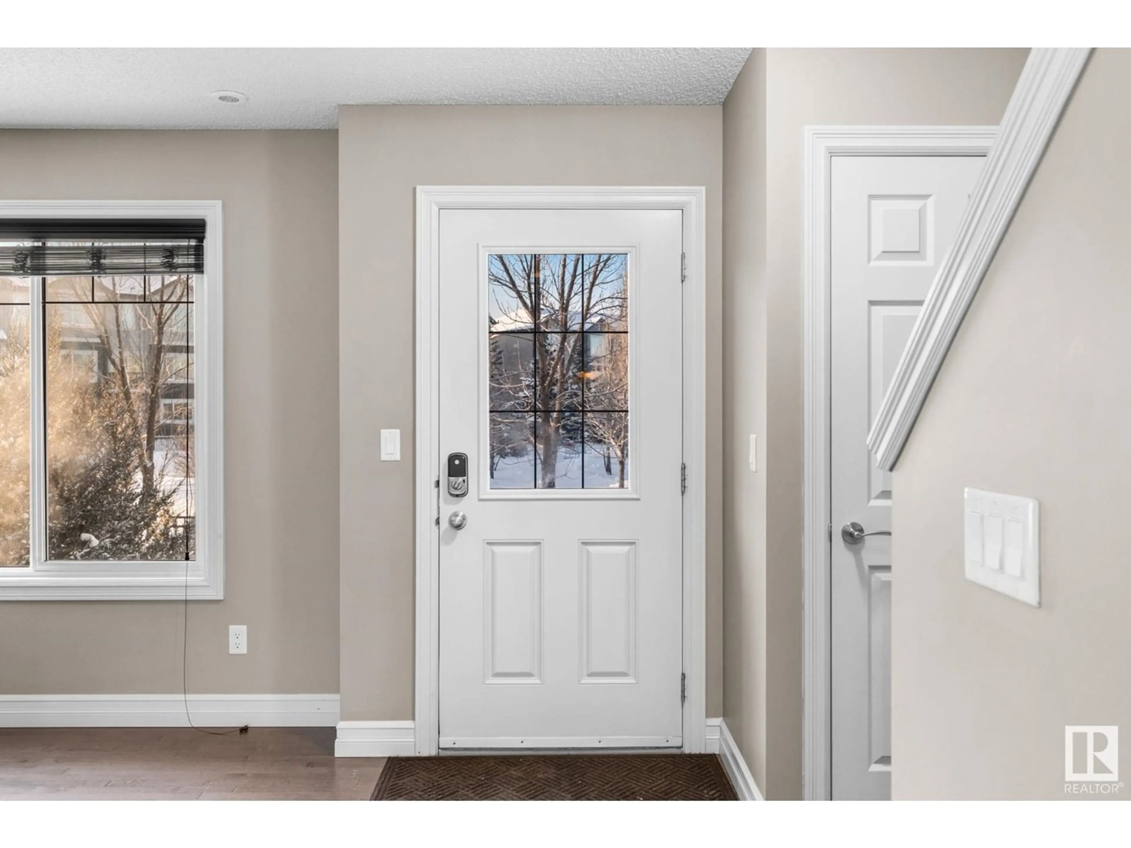 Indoor entryway for #60 3625 144 AV NW, Edmonton Alberta T5Y0T3