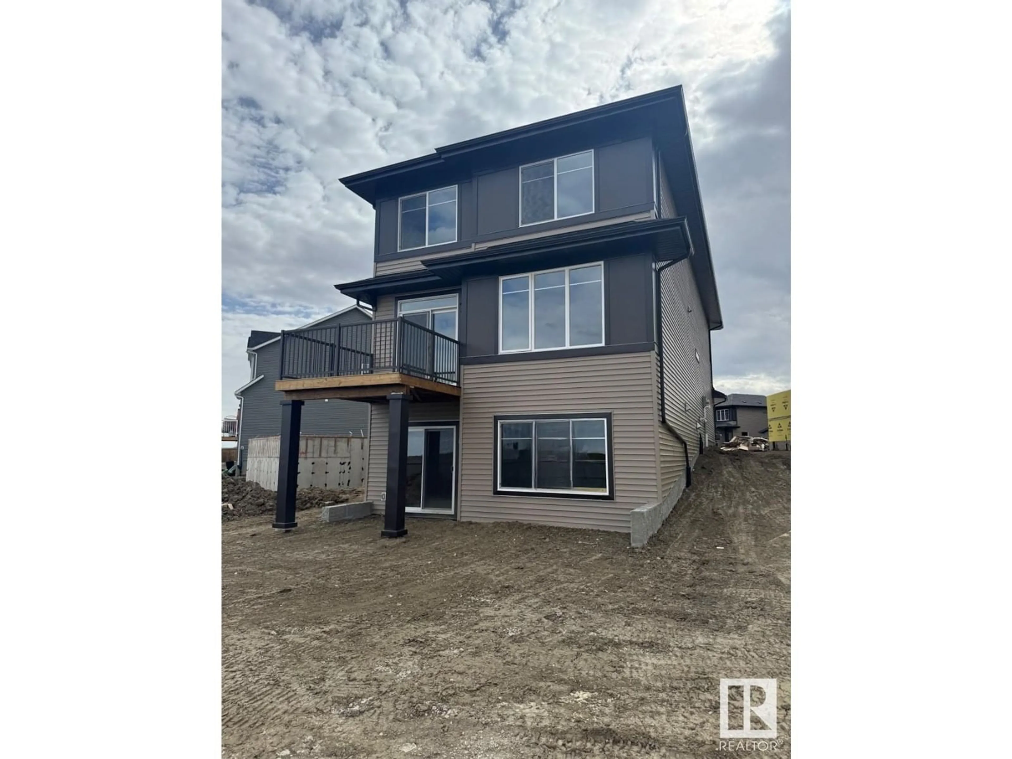 Unknown for 17439 2 ST, Edmonton Alberta T5Y4G6