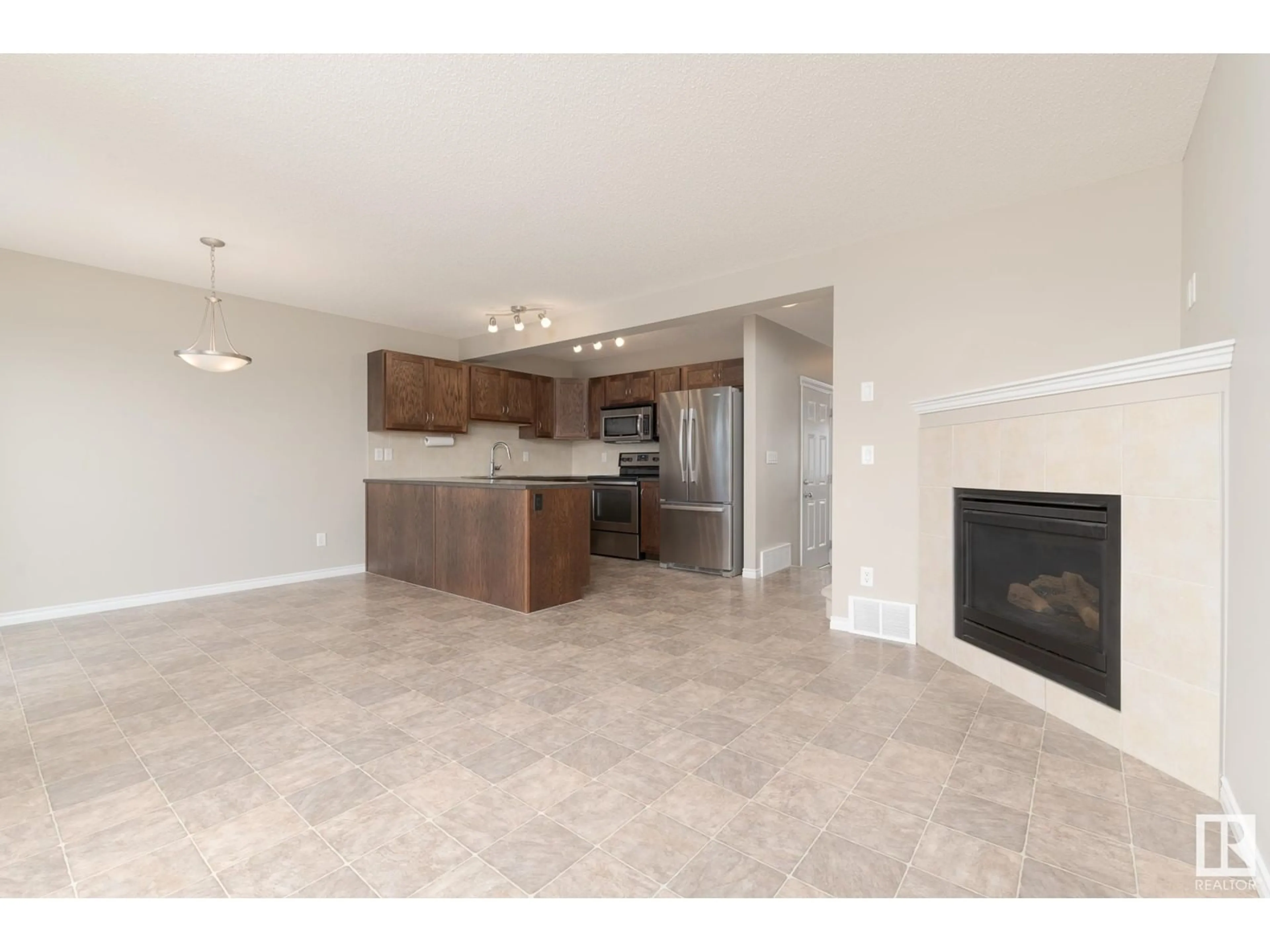 Open concept kitchen, unknown for 16 VANESSA AV, Spruce Grove Alberta T7X0B9