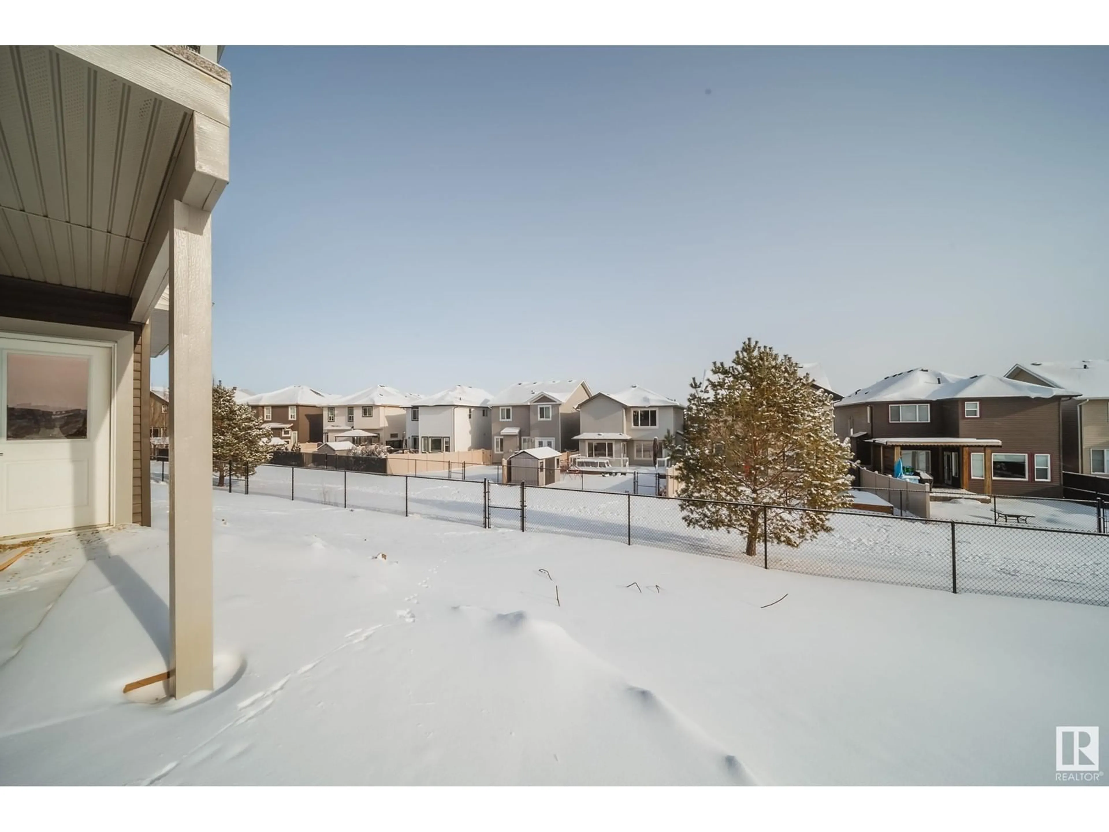 A pic from outside/outdoor area/front of a property/back of a property/a pic from drone, unknown for 17039 45 ST, Edmonton Alberta T5Y4C9