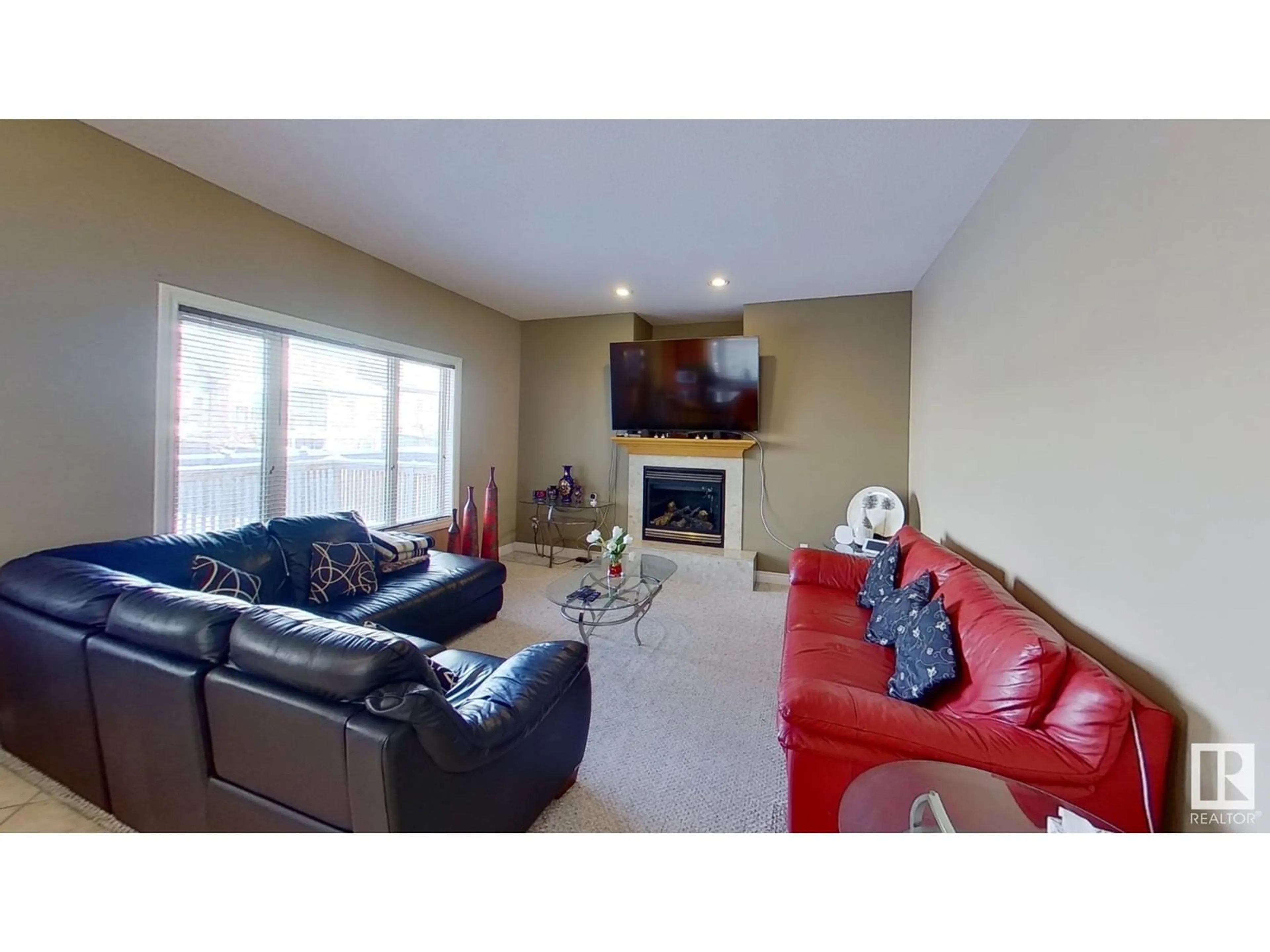 Living room with furniture, unknown for 1604 BLACKMORE CO SW SW, Edmonton Alberta T6W1J2