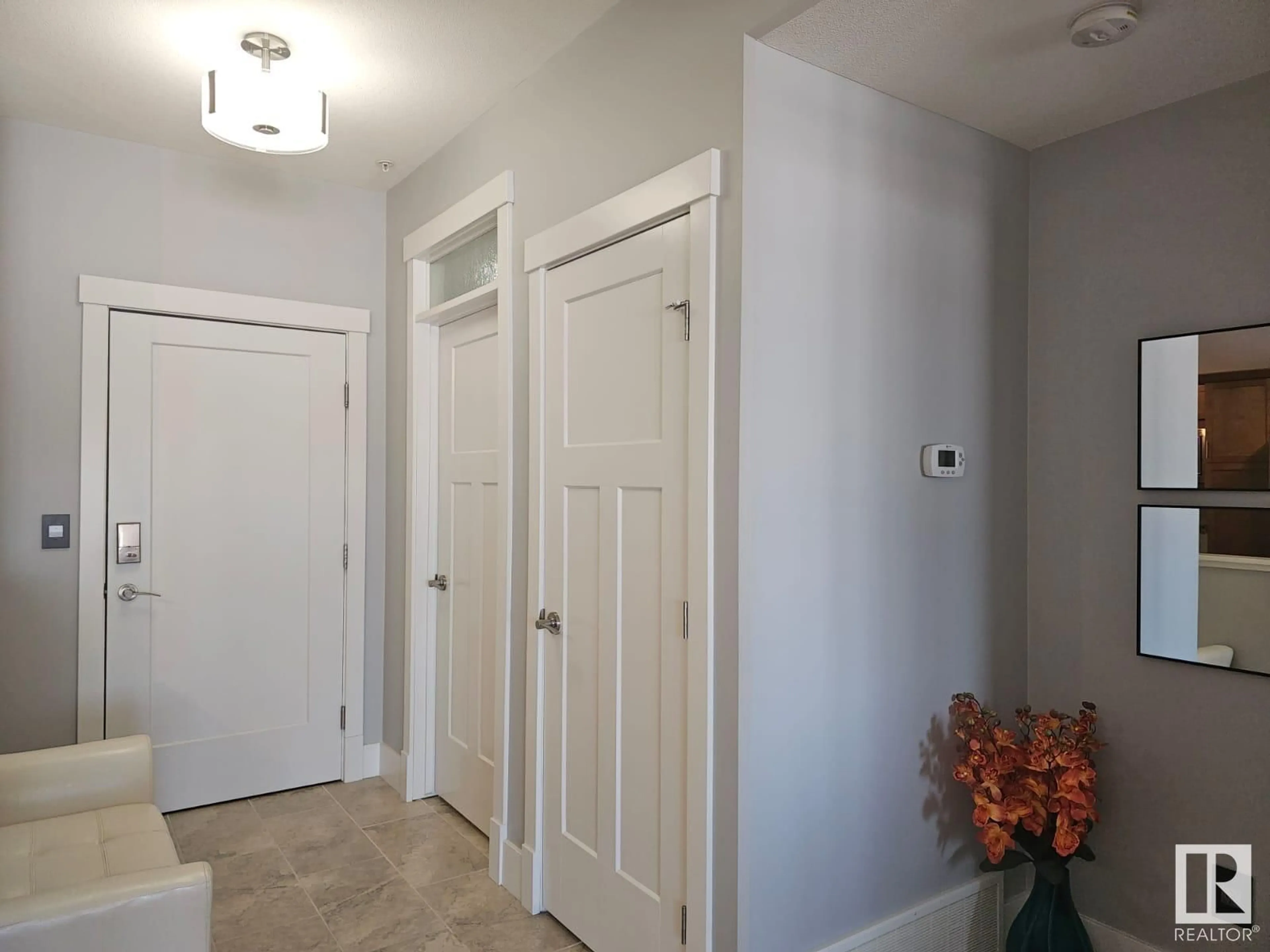 Indoor entryway for #207 5201 Brougham DR, Drayton Valley Alberta T7A0A1