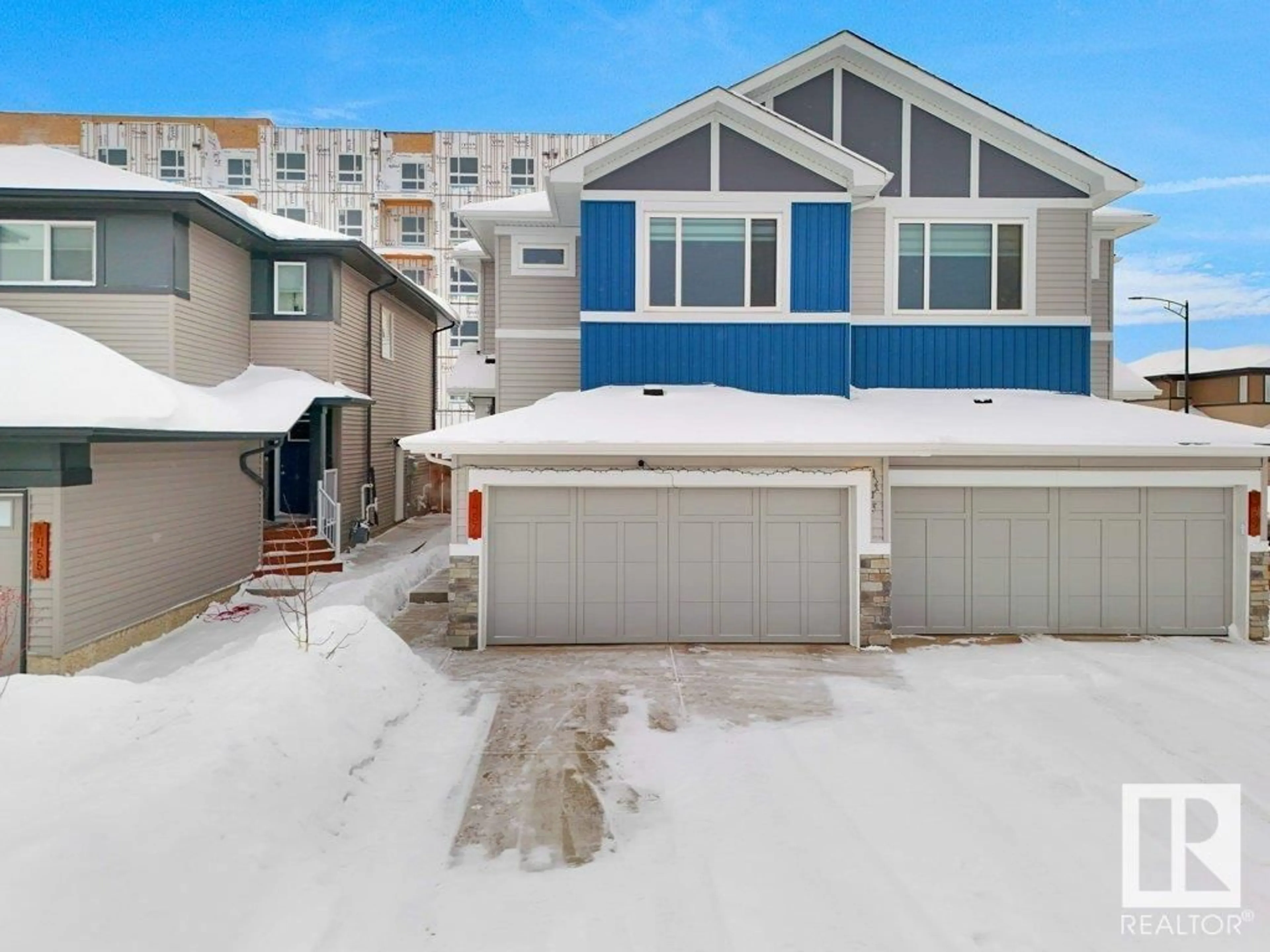 A pic from outside/outdoor area/front of a property/back of a property/a pic from drone, unknown for 1457 CHERNIAK WY SW, Edmonton Alberta T6W5B1