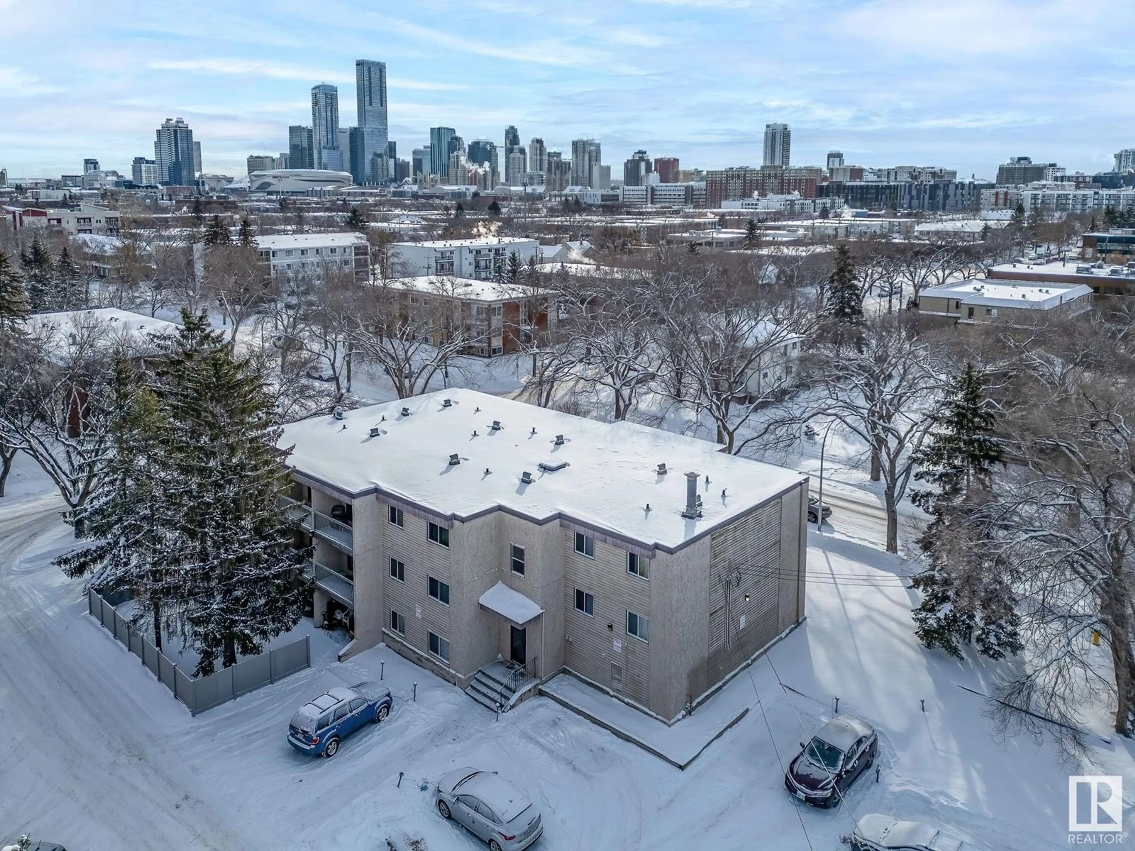 A pic from outside/outdoor area/front of a property/back of a property/a pic from drone, city buildings view from balcony for #203 11308 108 AV NW, Edmonton Alberta T5H1B6