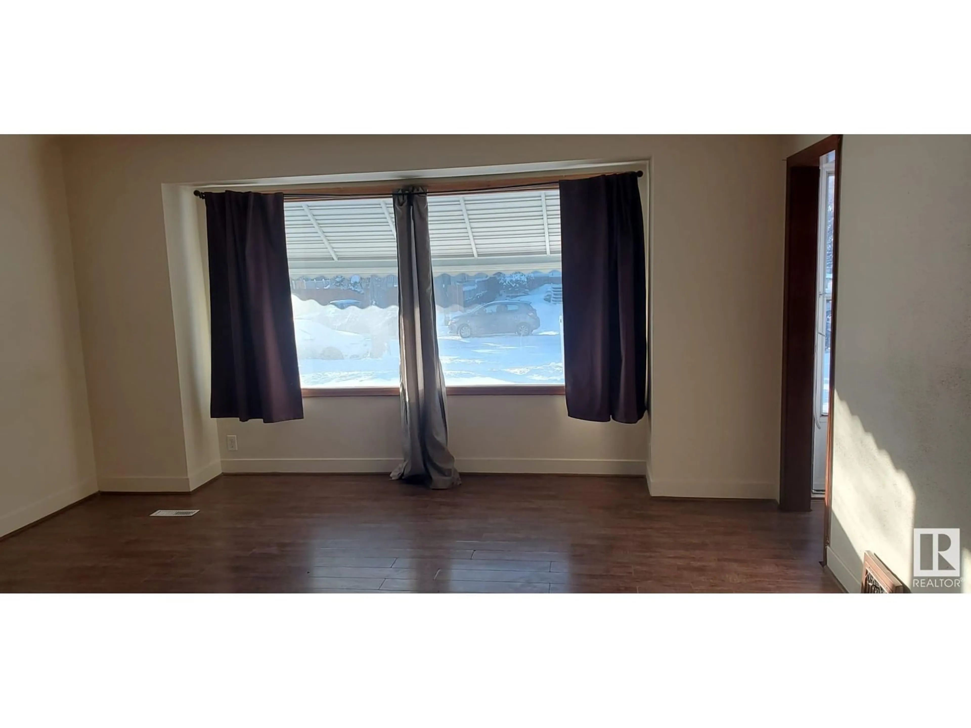 A pic of a room for 12409 81 ST NW, Edmonton Alberta T5B2T6