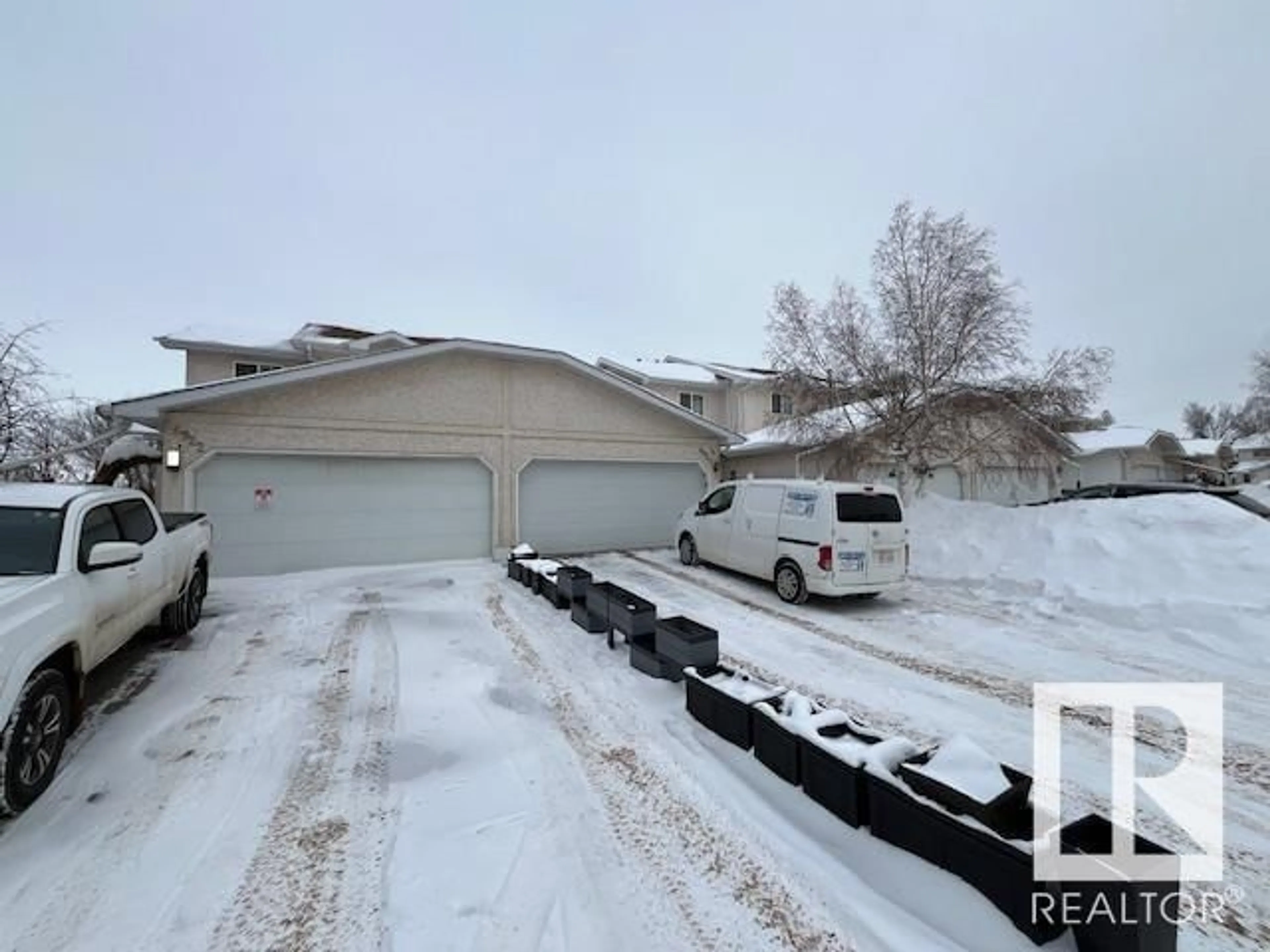 Unknown for 6920 158A AV NW, Edmonton Alberta T5Z3A5