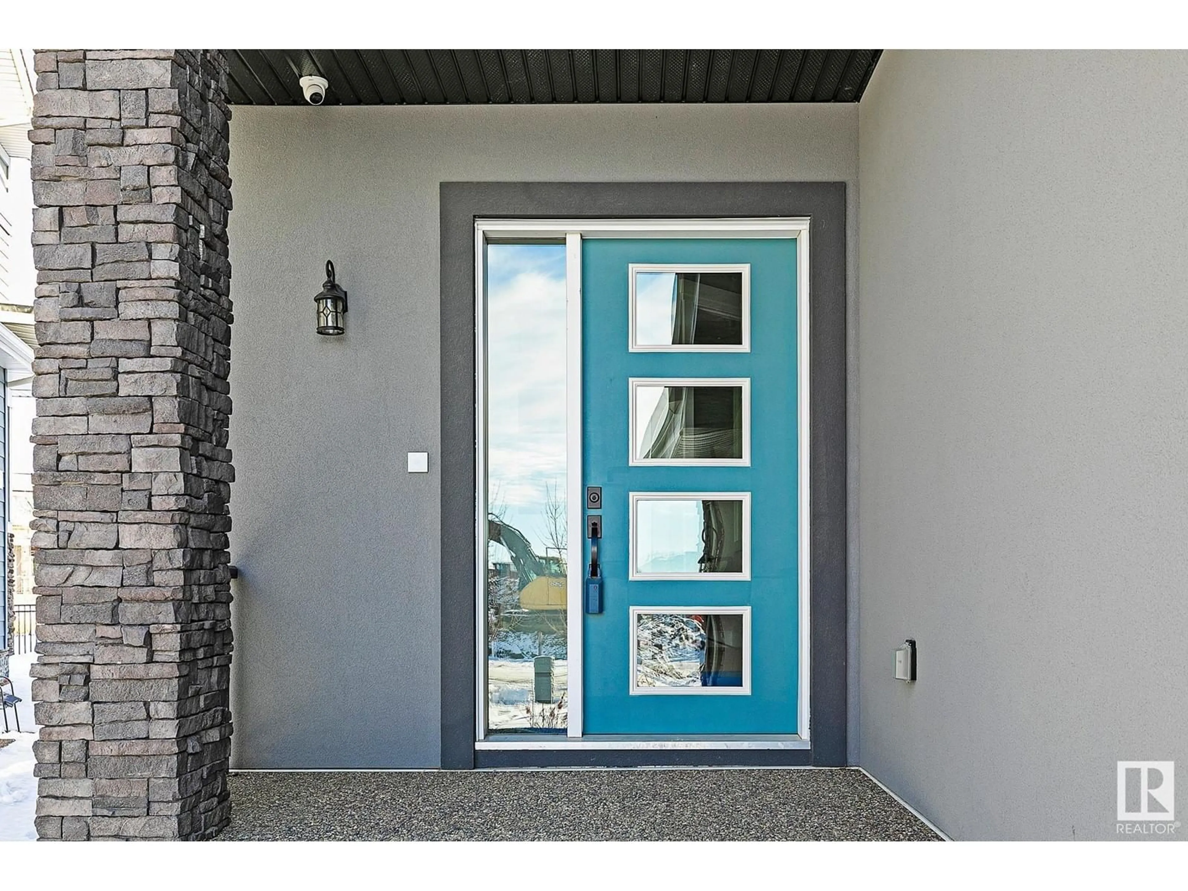 Indoor entryway for 5606 CAUTLEY CV SW, Edmonton Alberta T6W4P7