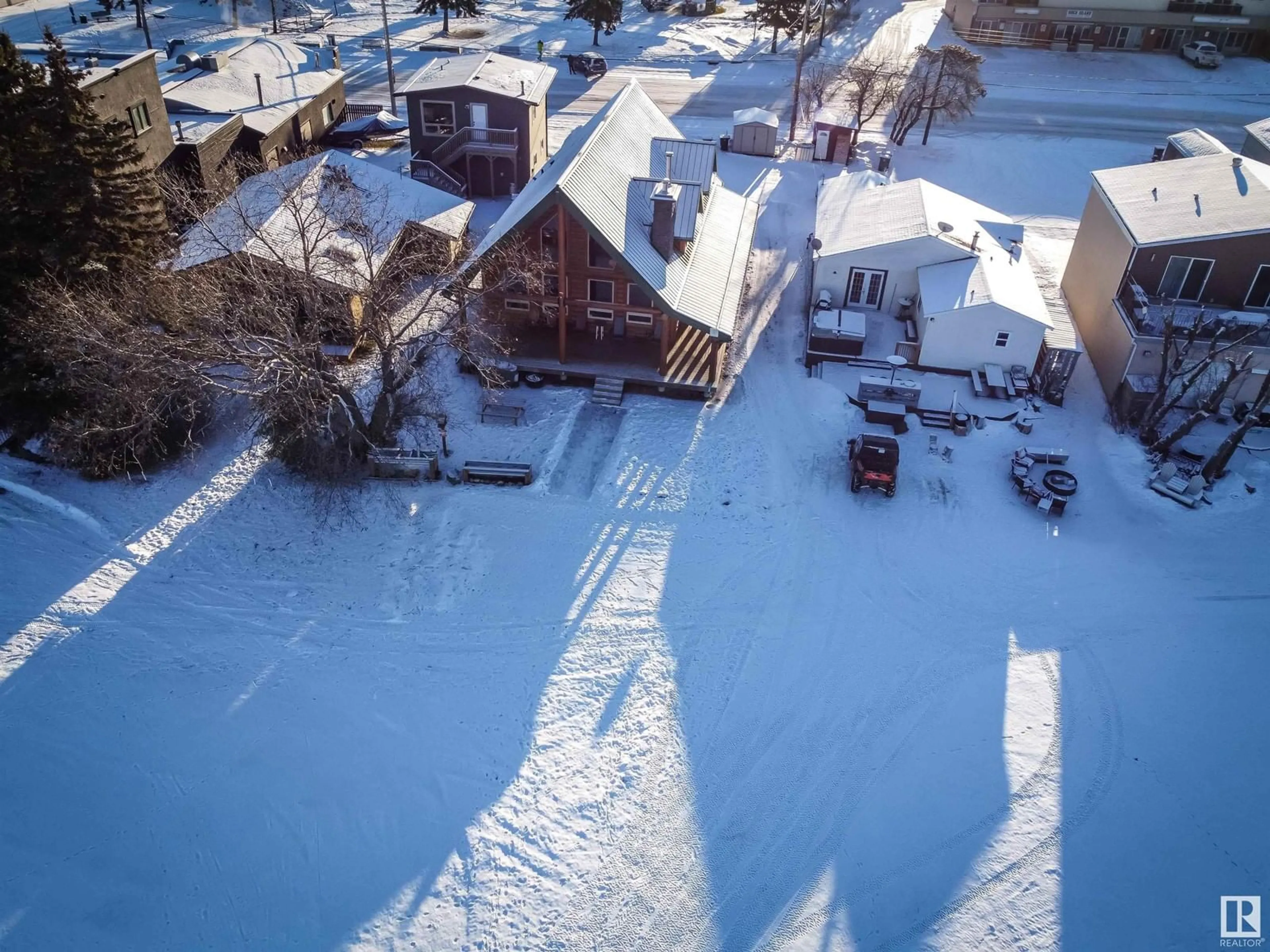 A pic from outside/outdoor area/front of a property/back of a property/a pic from drone, street for 4916 50 AV, Rural Lac Ste. Anne County Alberta T0E0A0