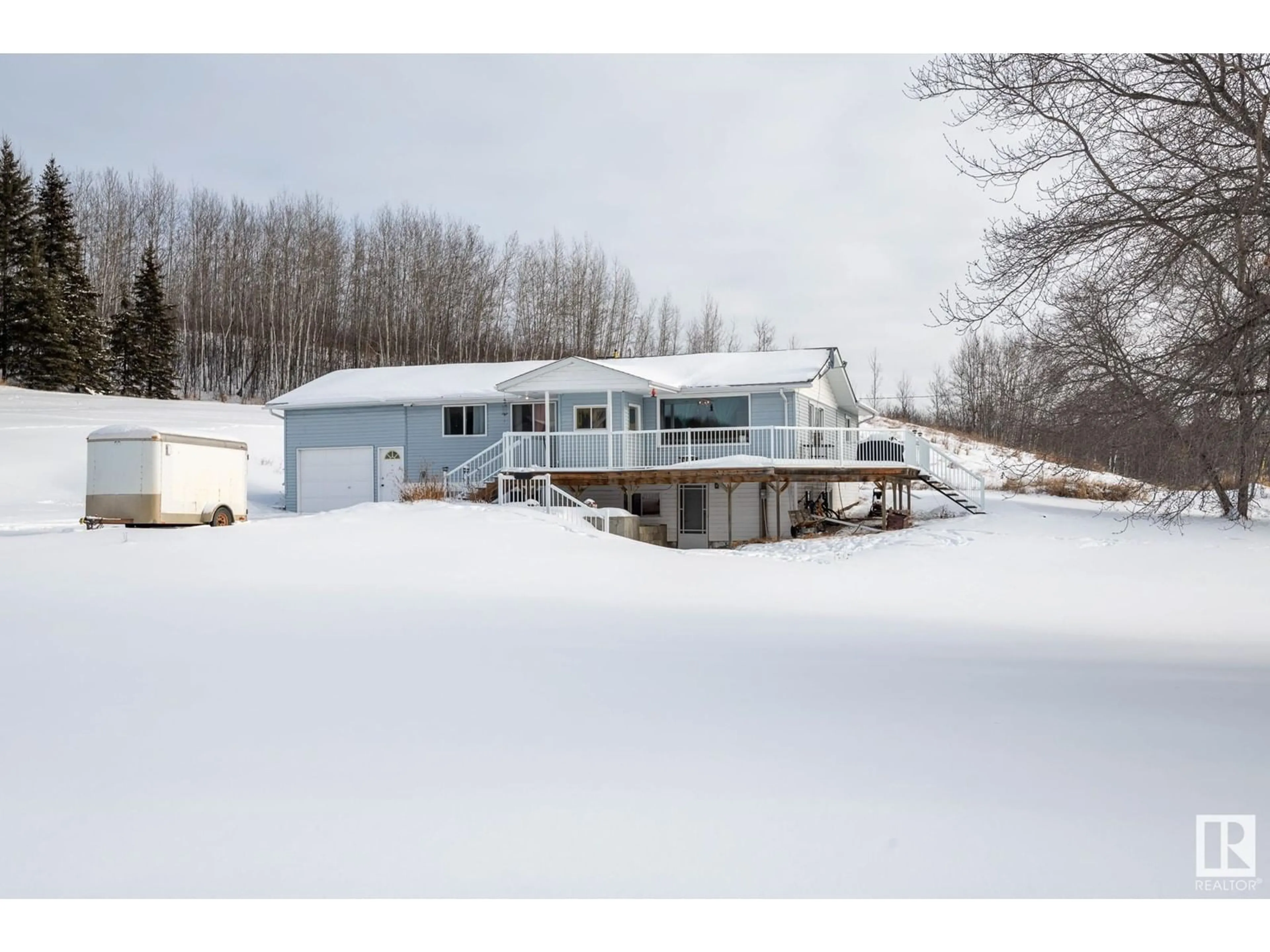 A pic from outside/outdoor area/front of a property/back of a property/a pic from drone, unknown for 5205 50 ST, Rural Bonnyville M.D. Alberta T0A0A0