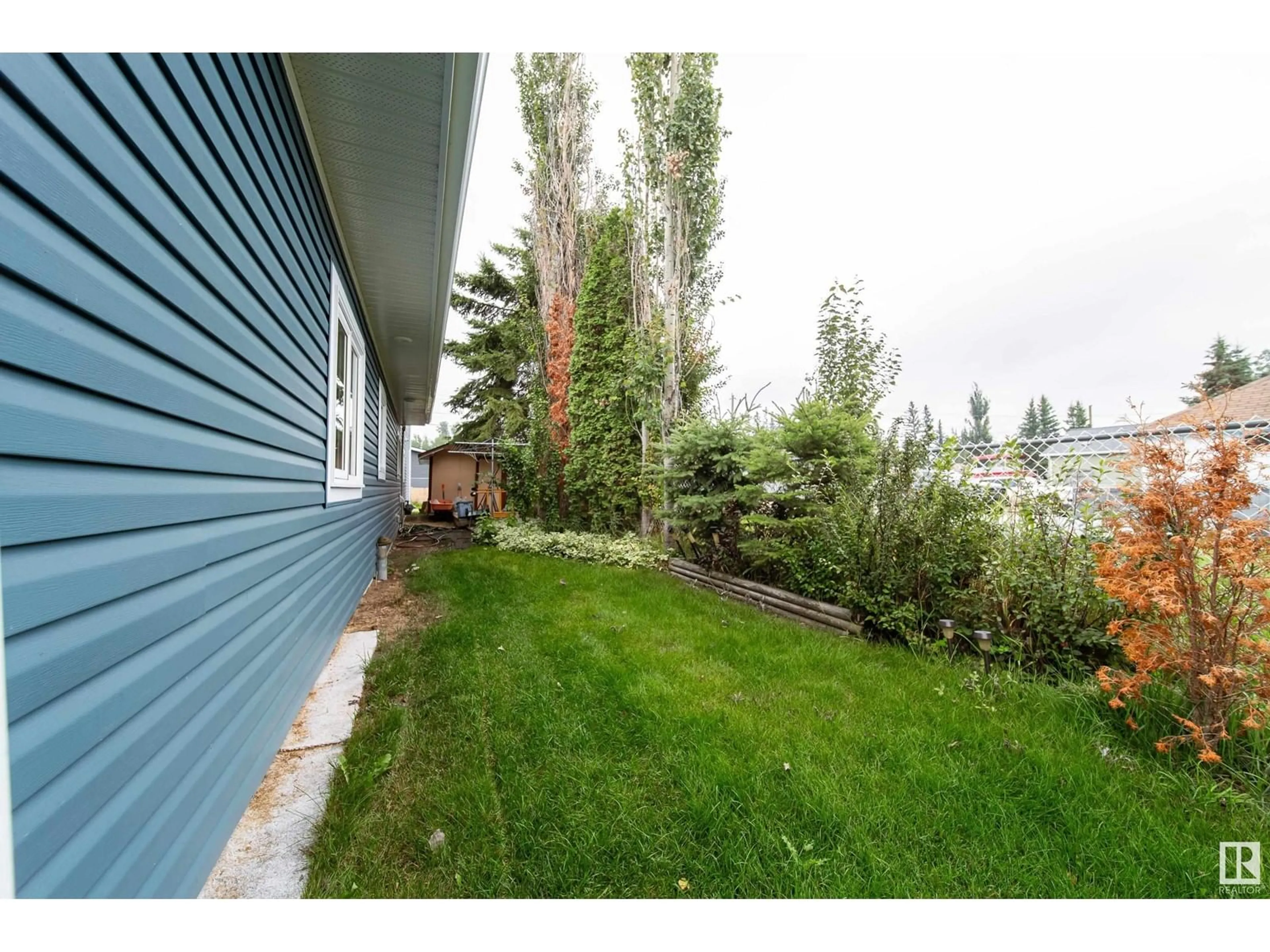 Patio, unknown for 5503 50 AV, Rural Lac Ste. Anne County Alberta T0E0A0