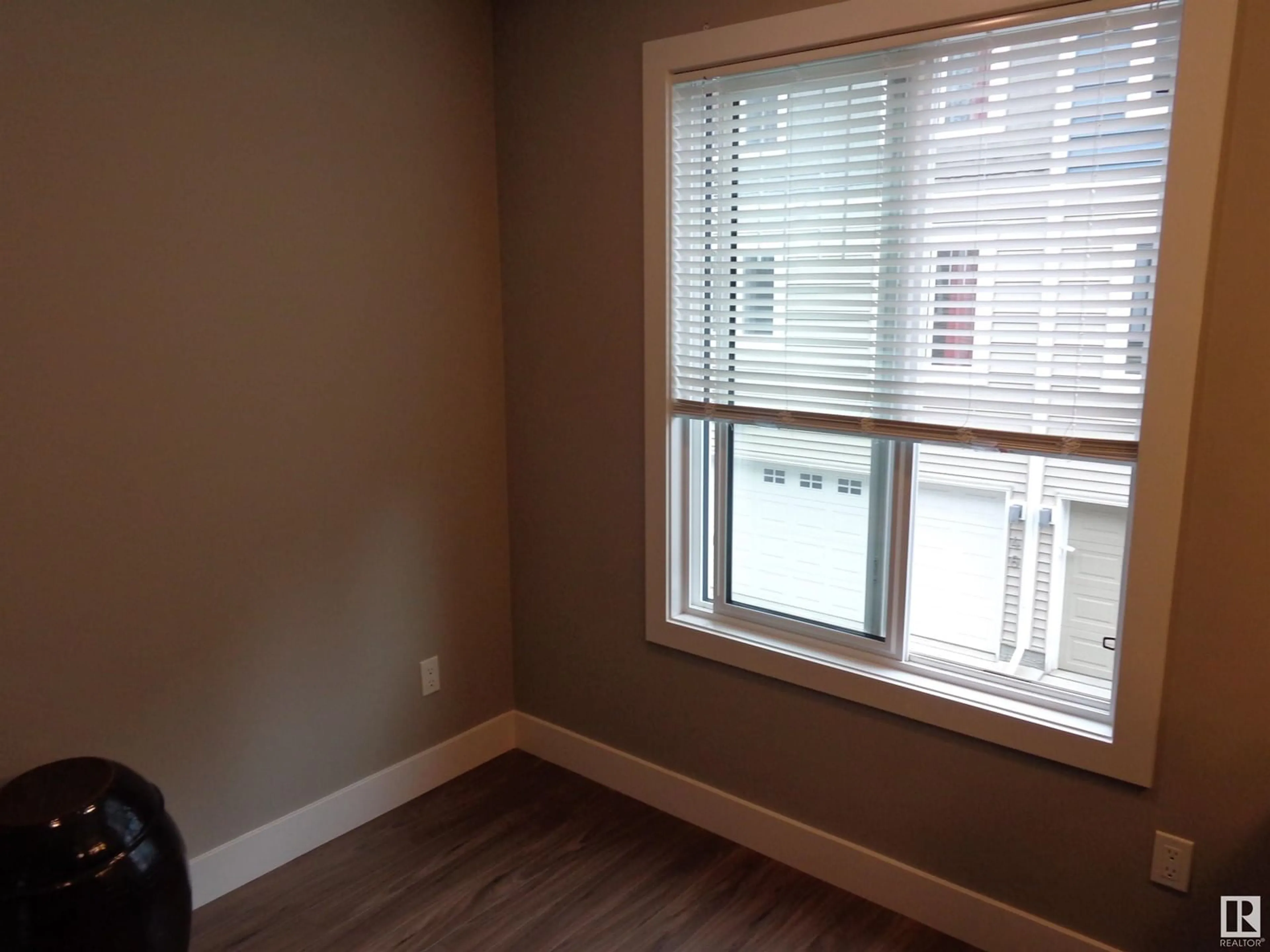 A pic of a room for #54 415 CLAREVIEW RD NW, Edmonton Alberta T5A0Z6