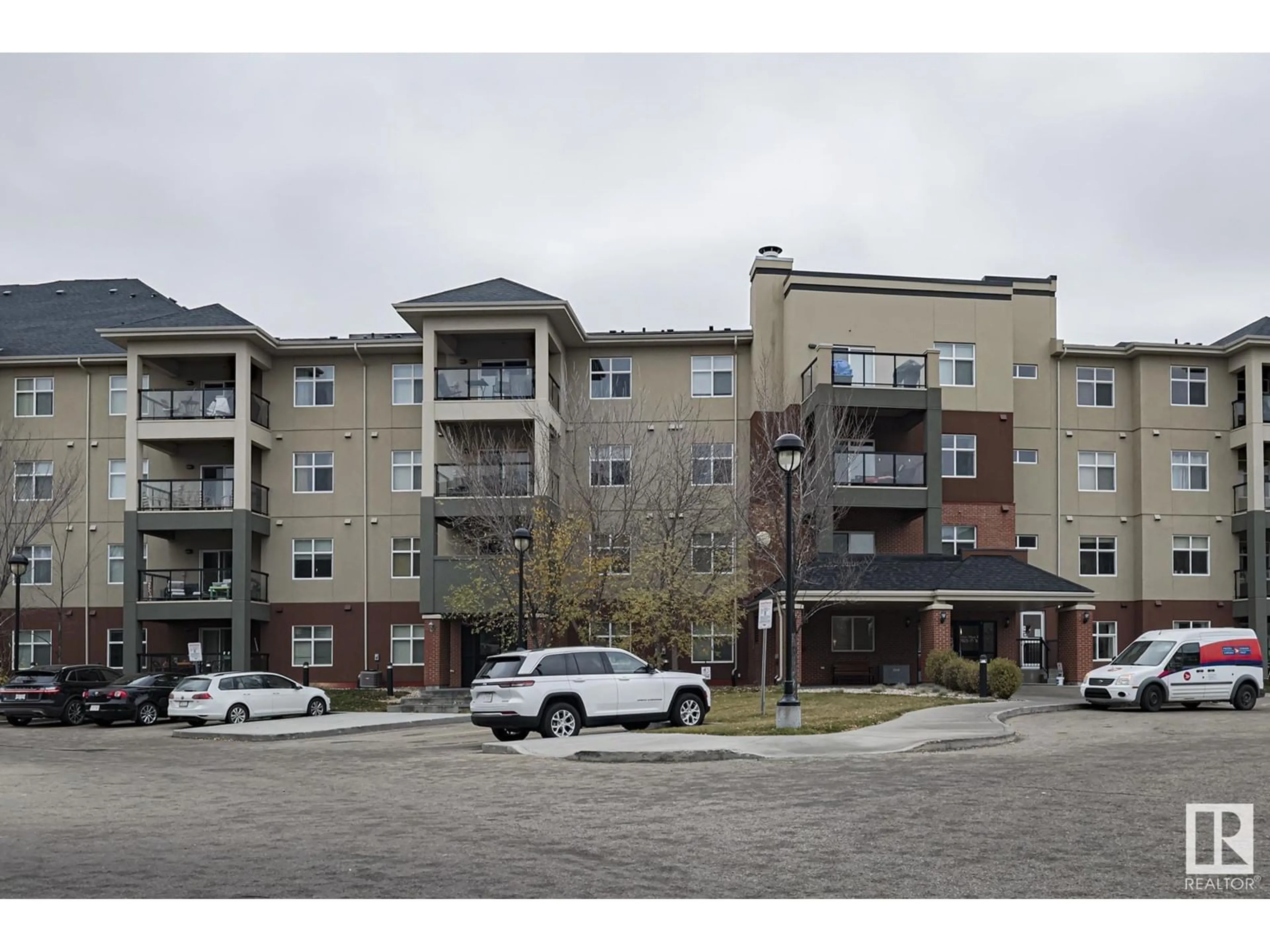 Unknown for 137 7825 71 ST NW, Edmonton Alberta T6B3R9