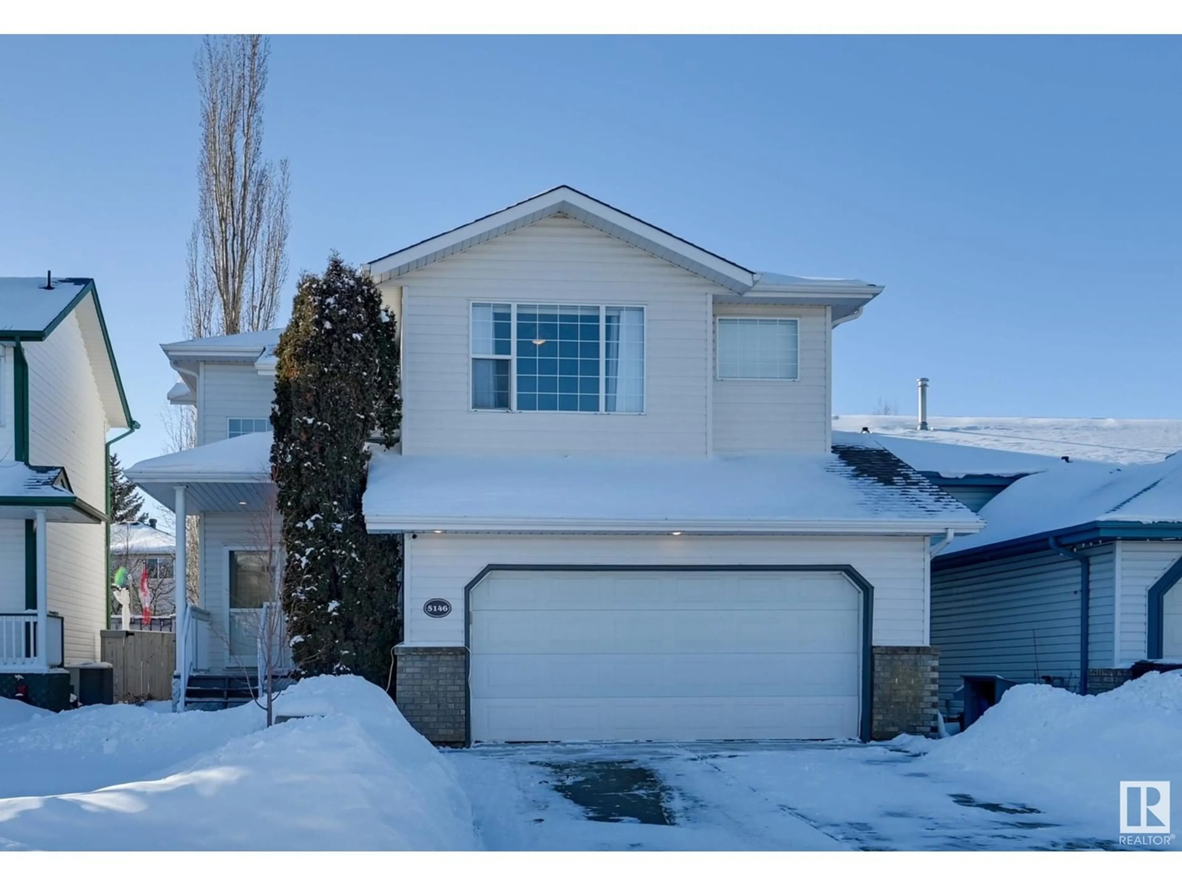 Open concept kitchen, unknown for NW - 5146 190A ST, Edmonton Alberta T6M2R5
