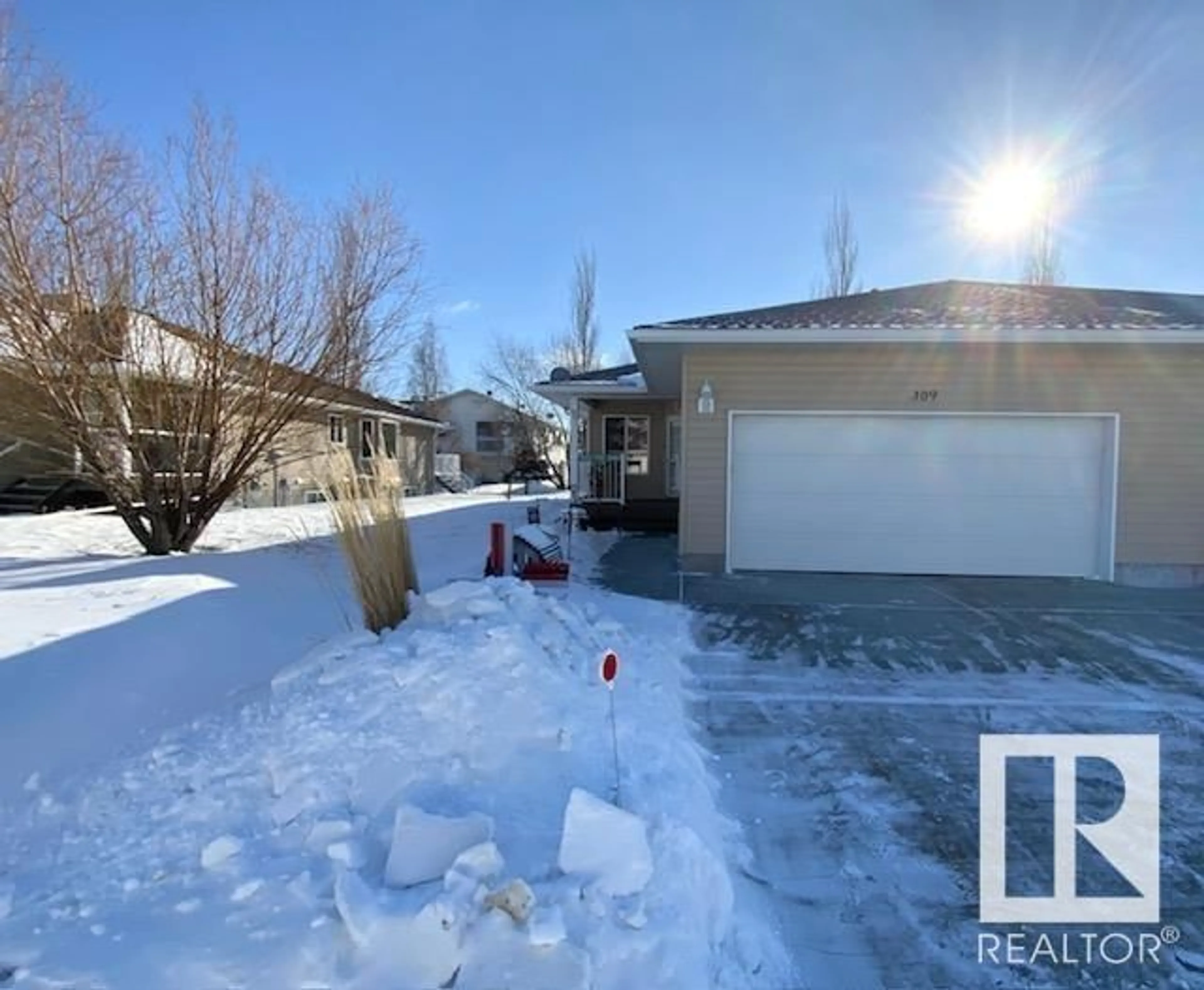 A pic from outside/outdoor area/front of a property/back of a property/a pic from drone, street for #309 7001 Northview DR, Wetaskiwin Alberta T9A0H1