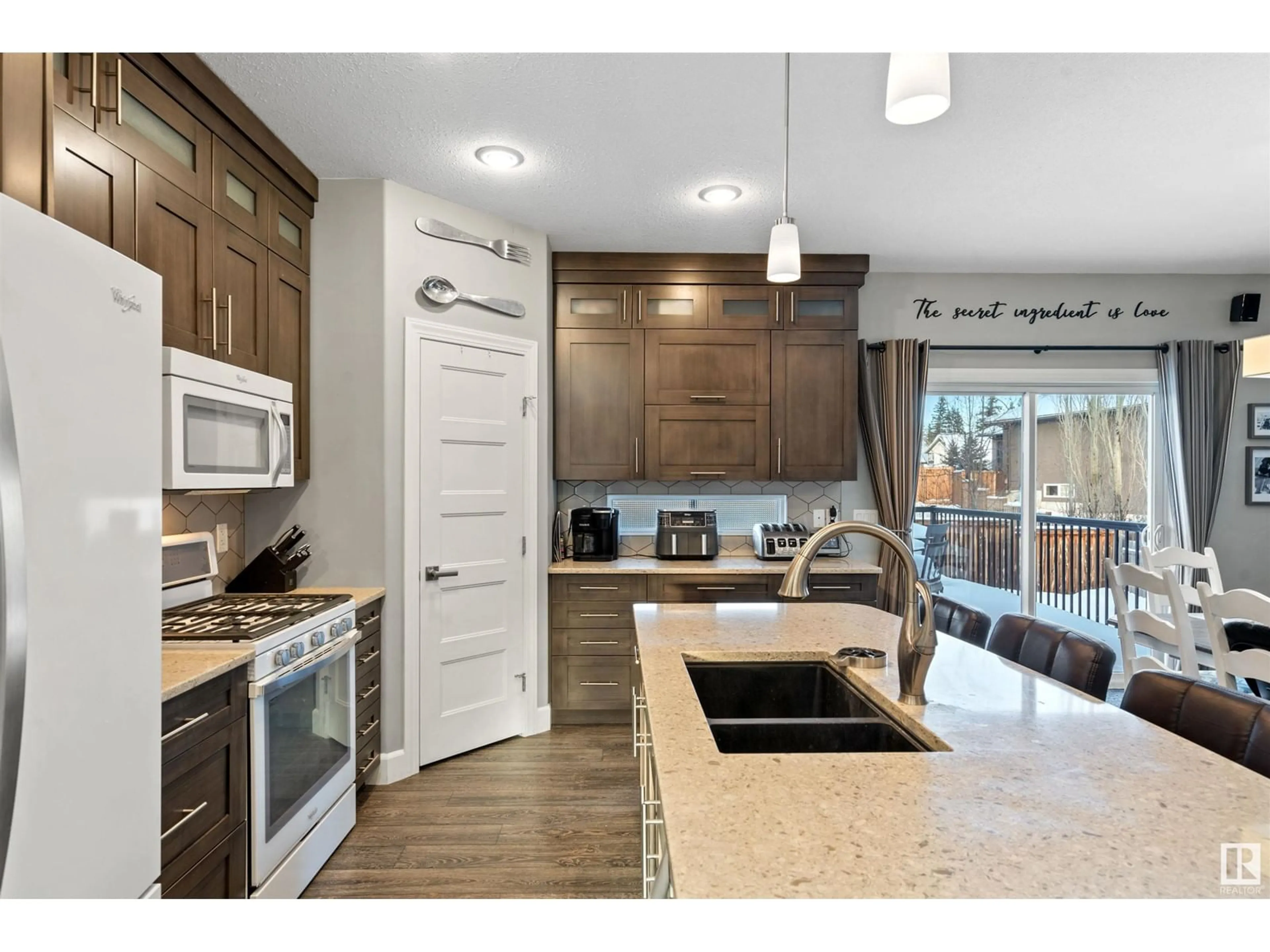 Open concept kitchen, unknown for 409 26 ST, Cold Lake Alberta T9M0E9