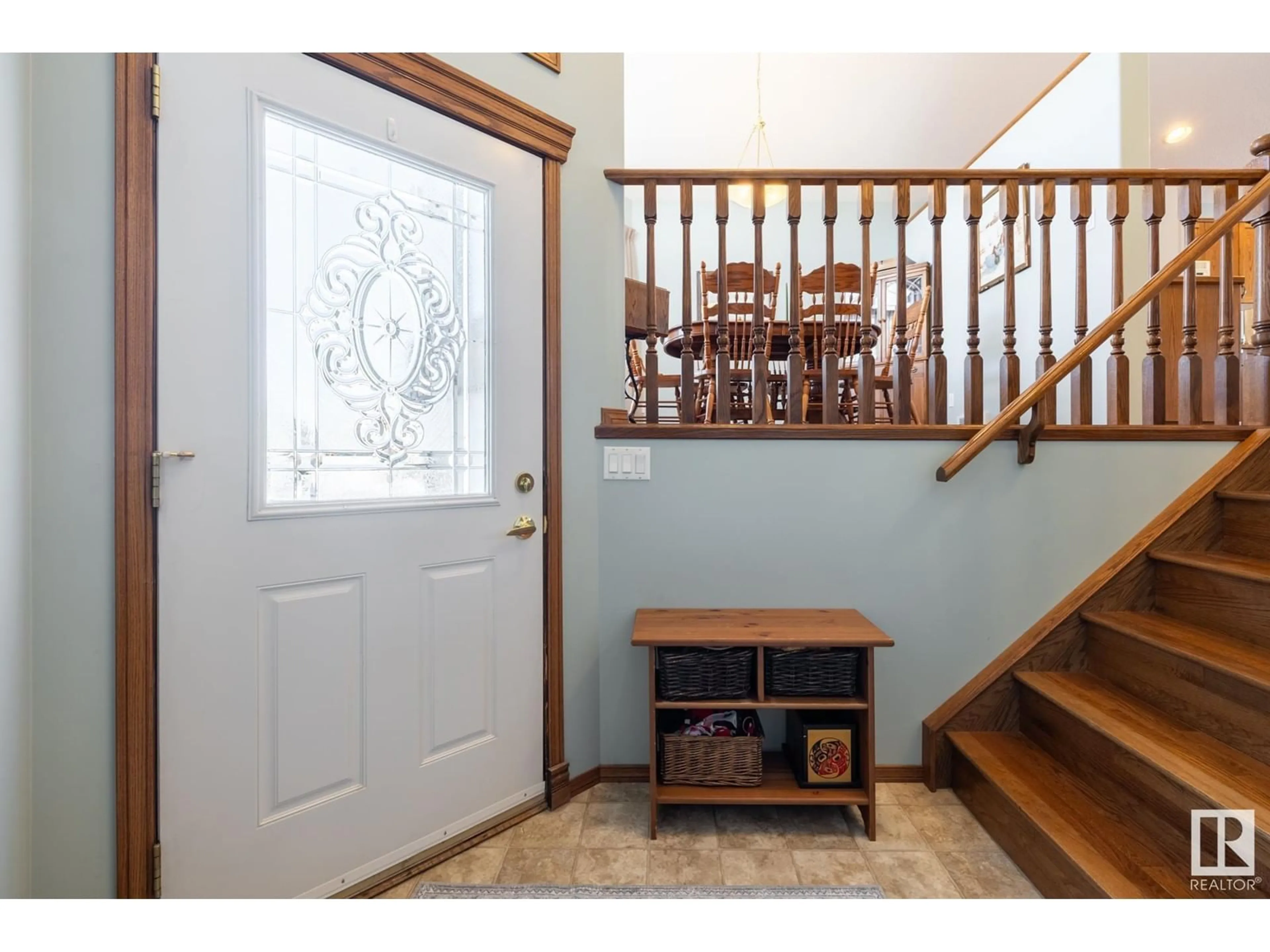 Indoor entryway for 87 PROMENADE BV, Beaumont Alberta T4X1R1