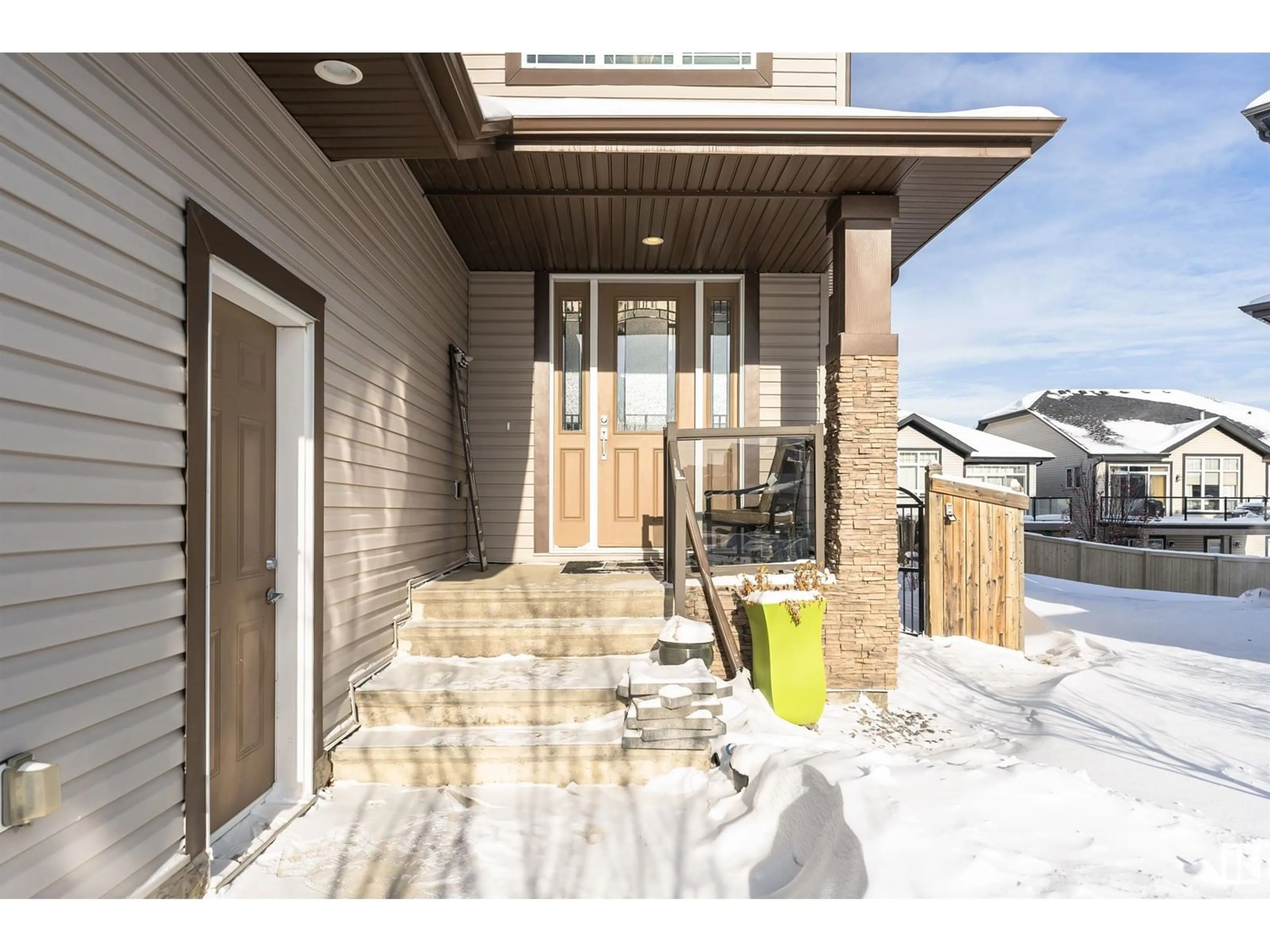 Unknown for 2410 ASHCRAFT CR SW, Edmonton Alberta T6W2N1