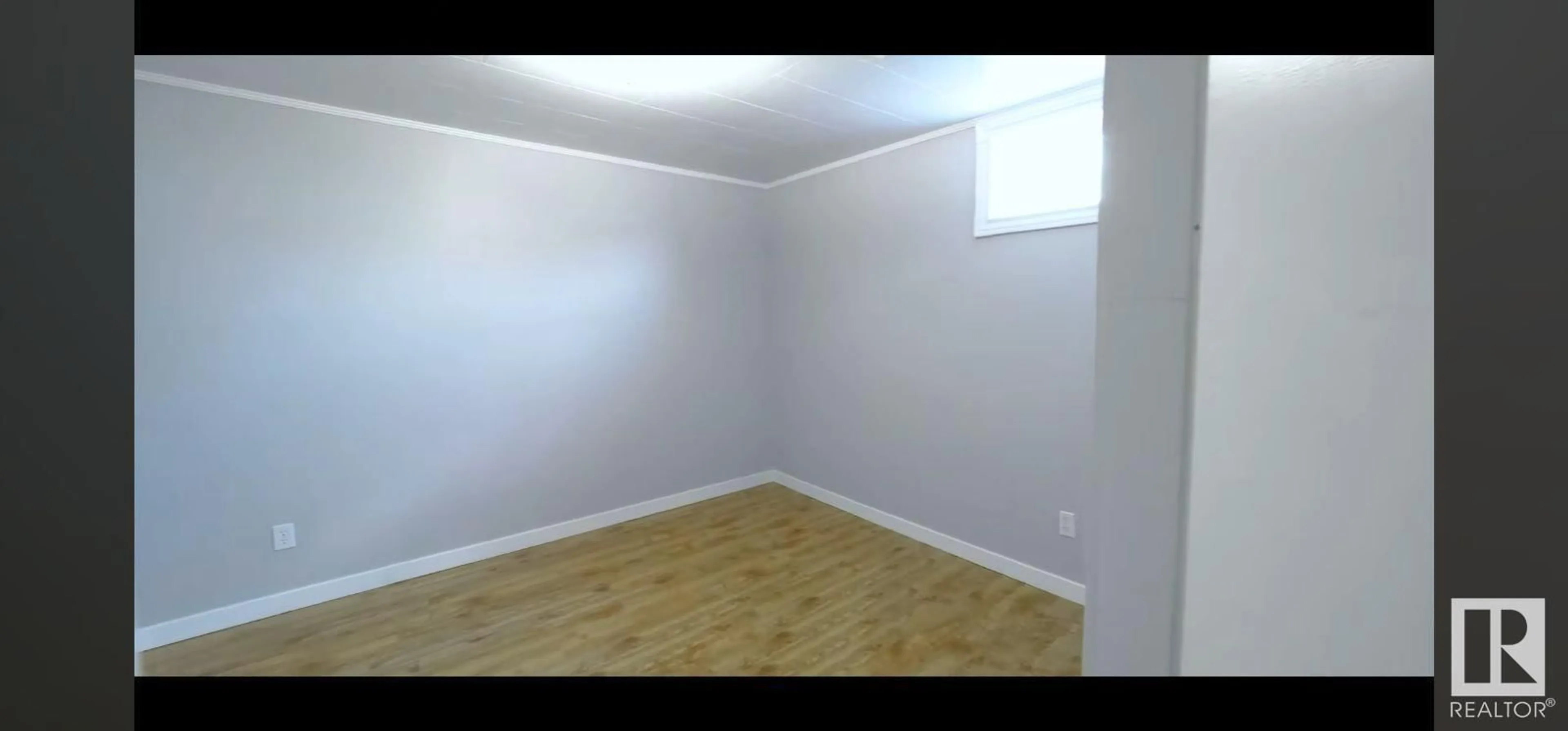 A pic of a room for 11319 137 AV NW, Edmonton Alberta T5E1Z3