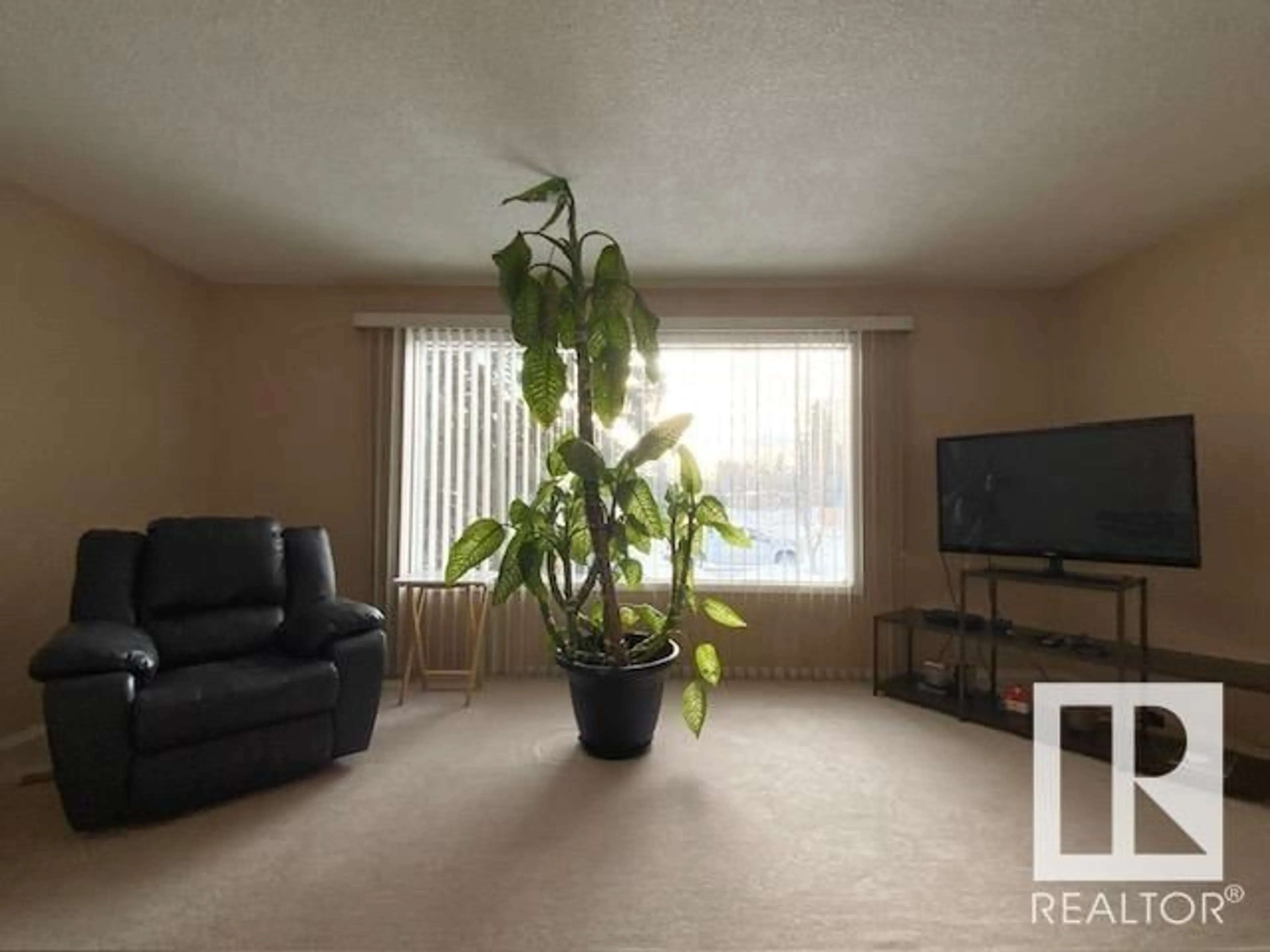 A pic of a room for 137 Spatinow DR, Wetaskiwin Alberta T9A1W3