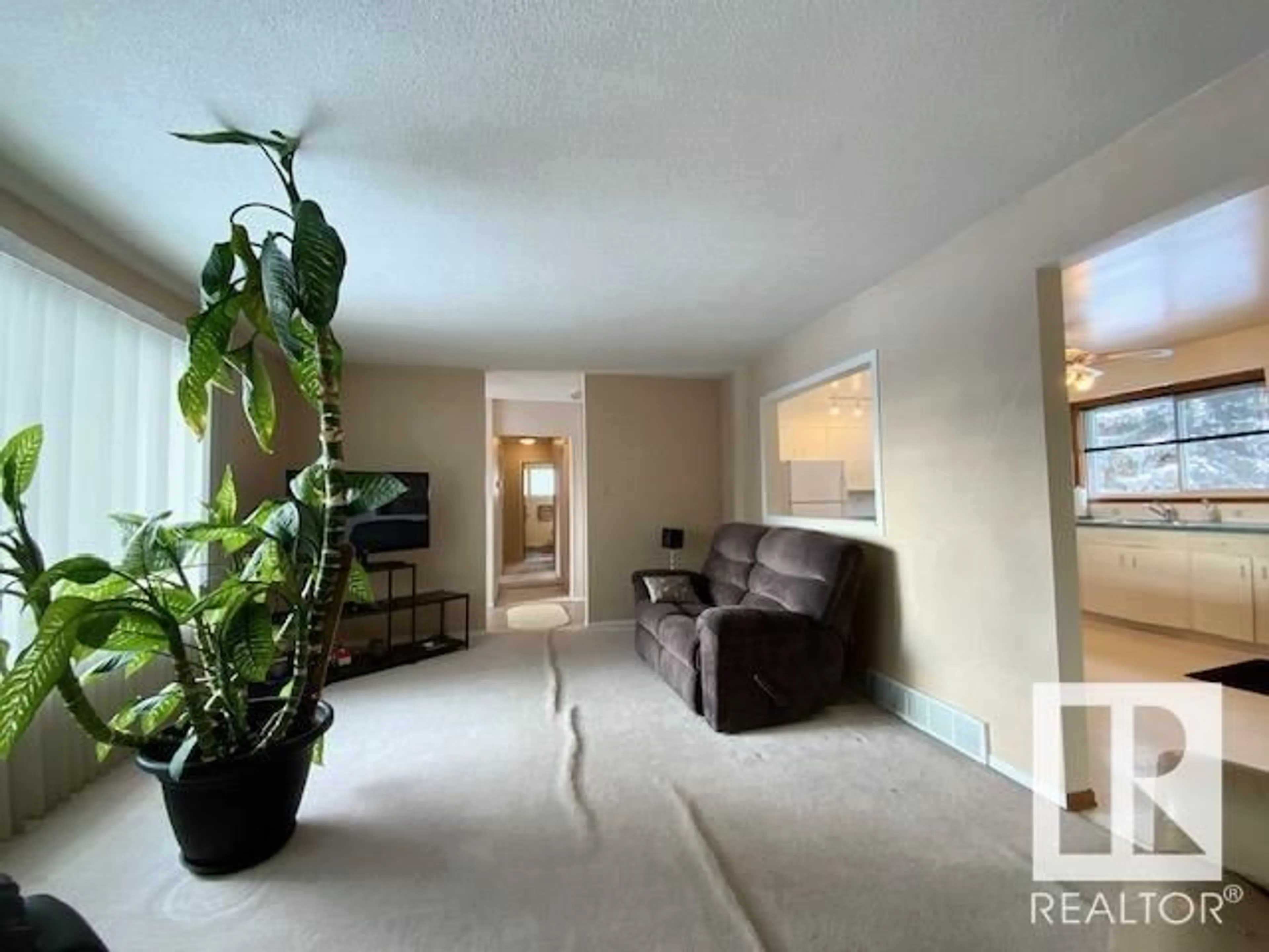 A pic of a room for 137 Spatinow DR, Wetaskiwin Alberta T9A1W3