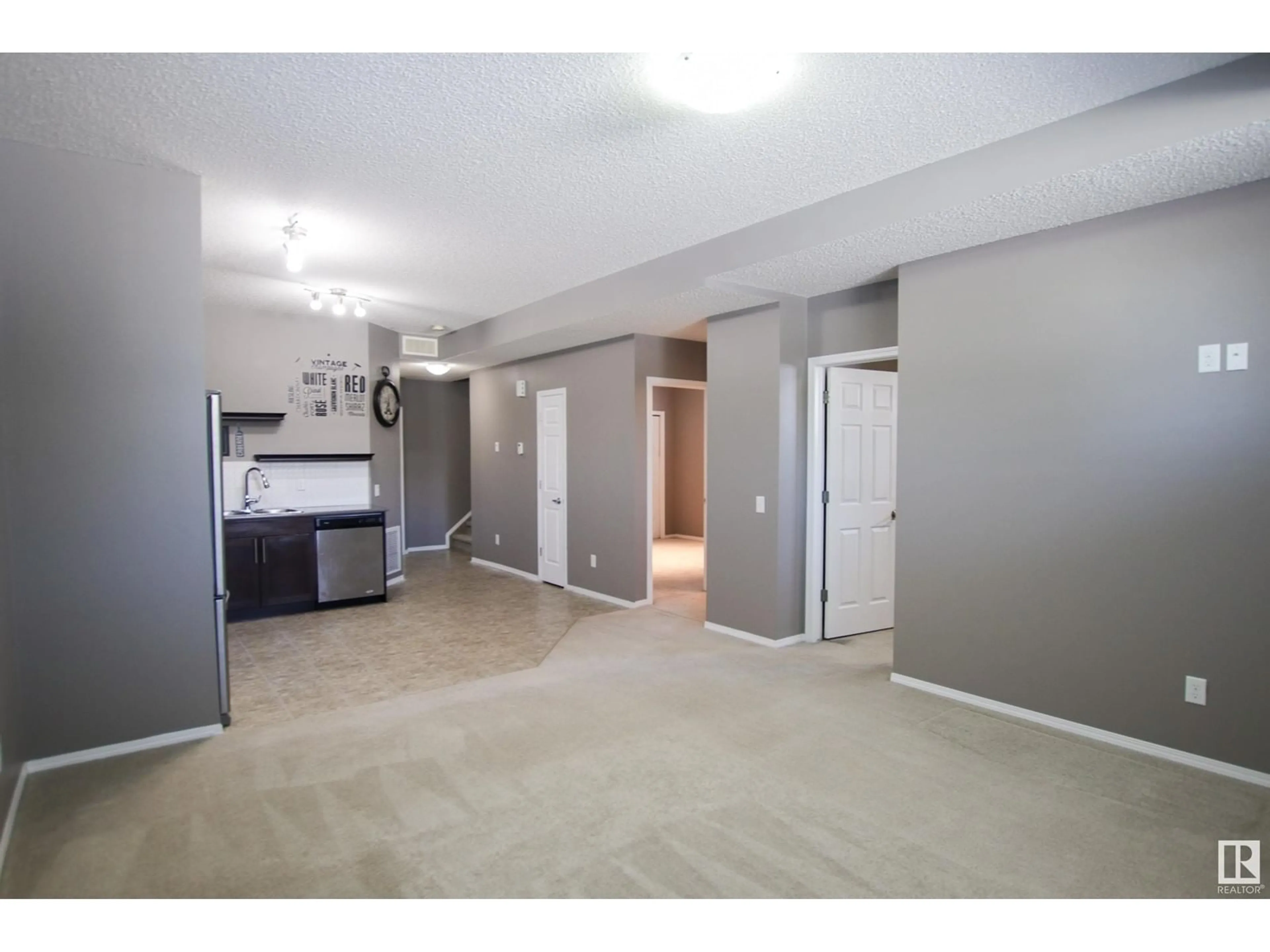 A pic of a room for #30 6520 2 AV SW, Edmonton Alberta T6X1S4