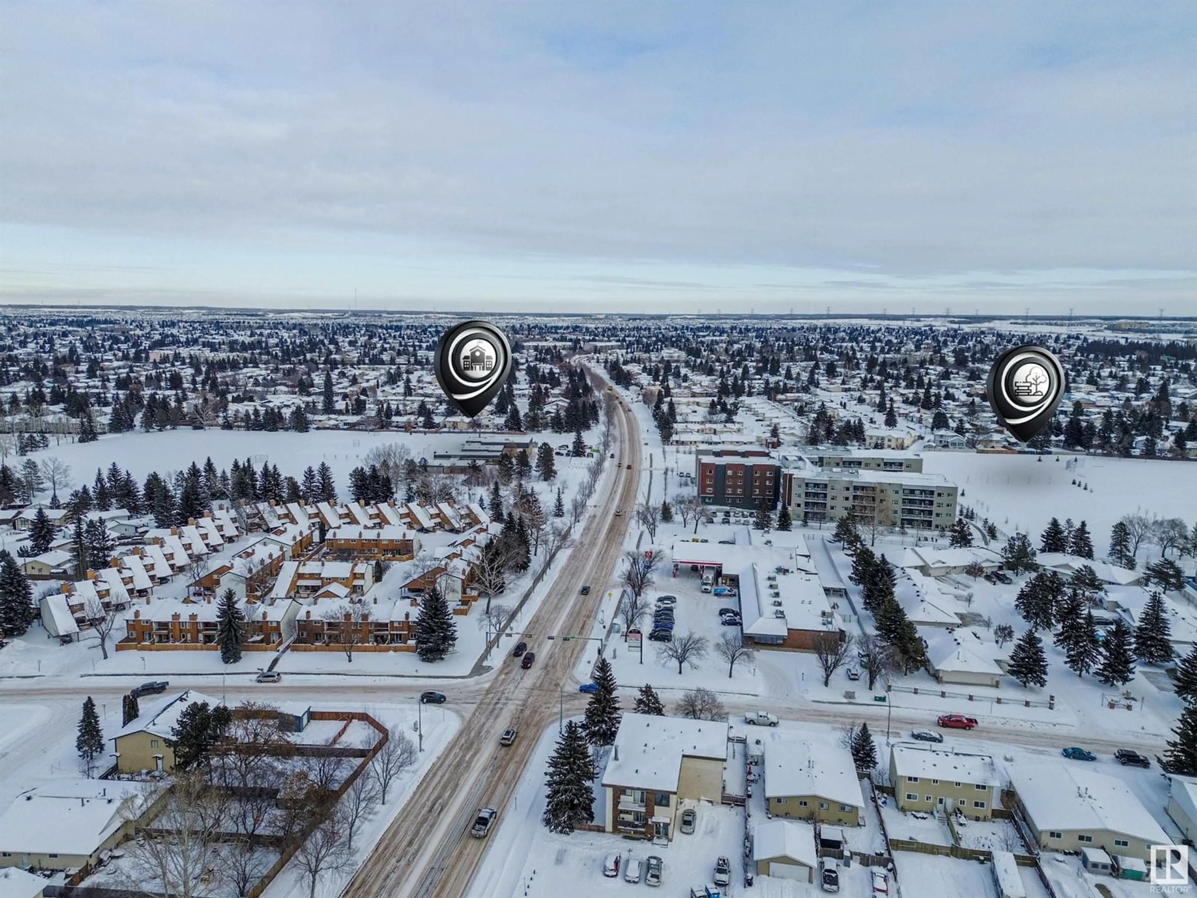 A pic from outside/outdoor area/front of a property/back of a property/a pic from drone, street for 6320 15 AV NW NW, Edmonton Alberta T6L1S5