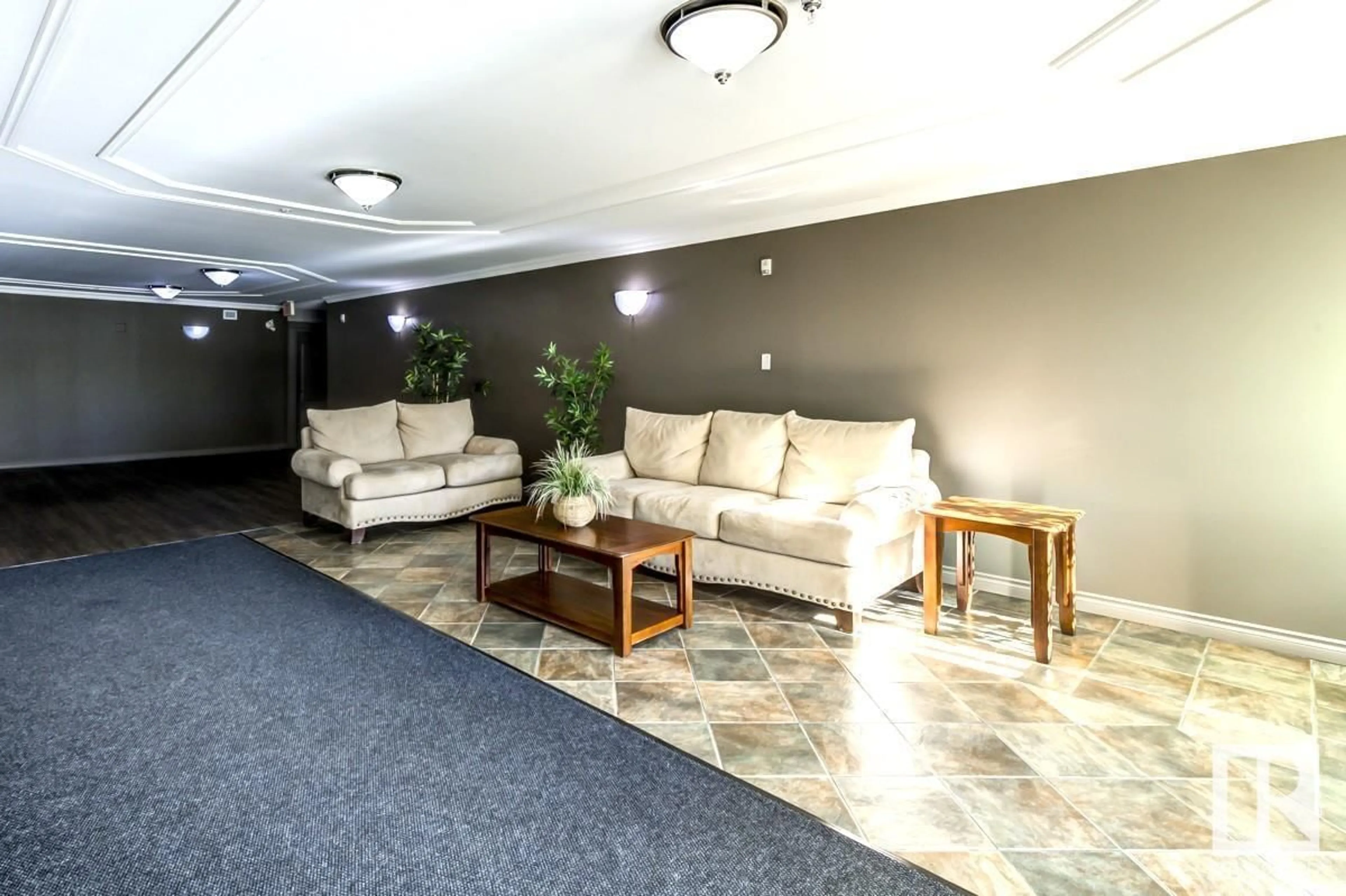 Lobby for #216 905 BLACKLOCK WY SW, Edmonton Alberta T6W1M7