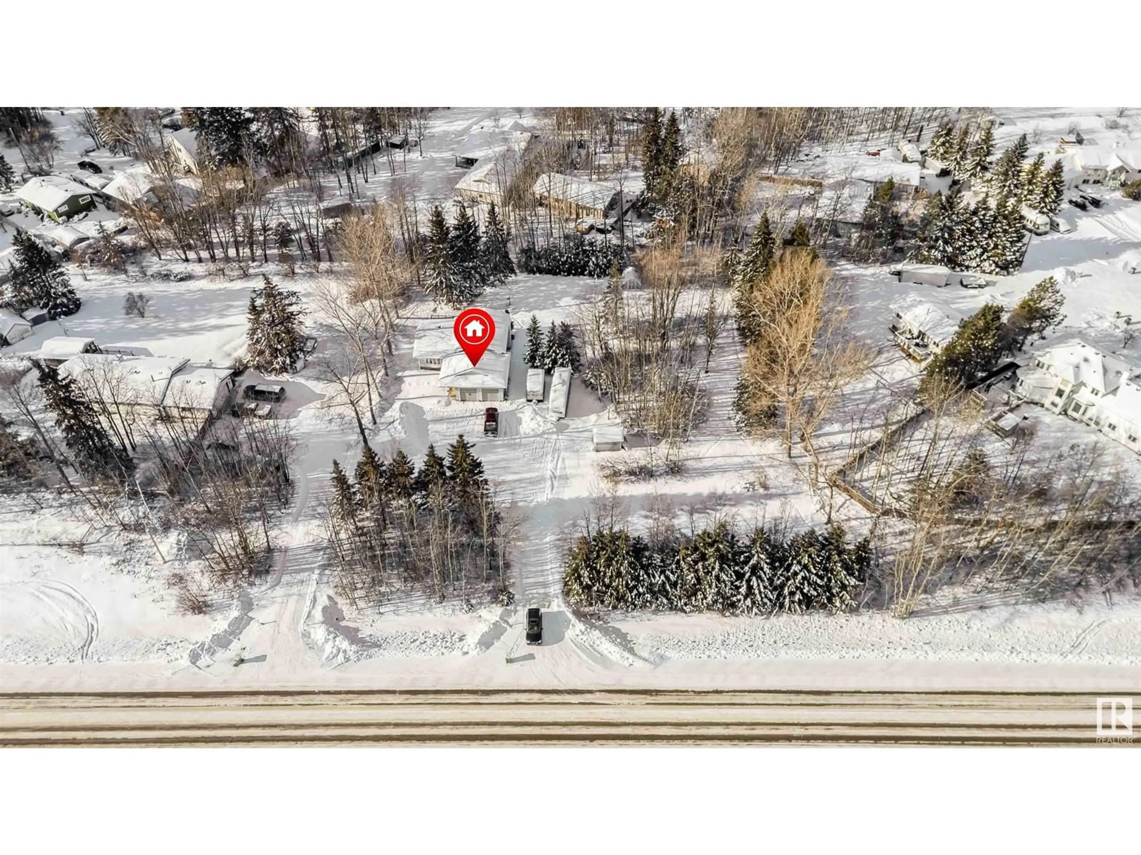 A pic from outside/outdoor area/front of a property/back of a property/a pic from drone, unknown for 0 547 RR 15, Rural Parkland County Alberta T7Z2T8