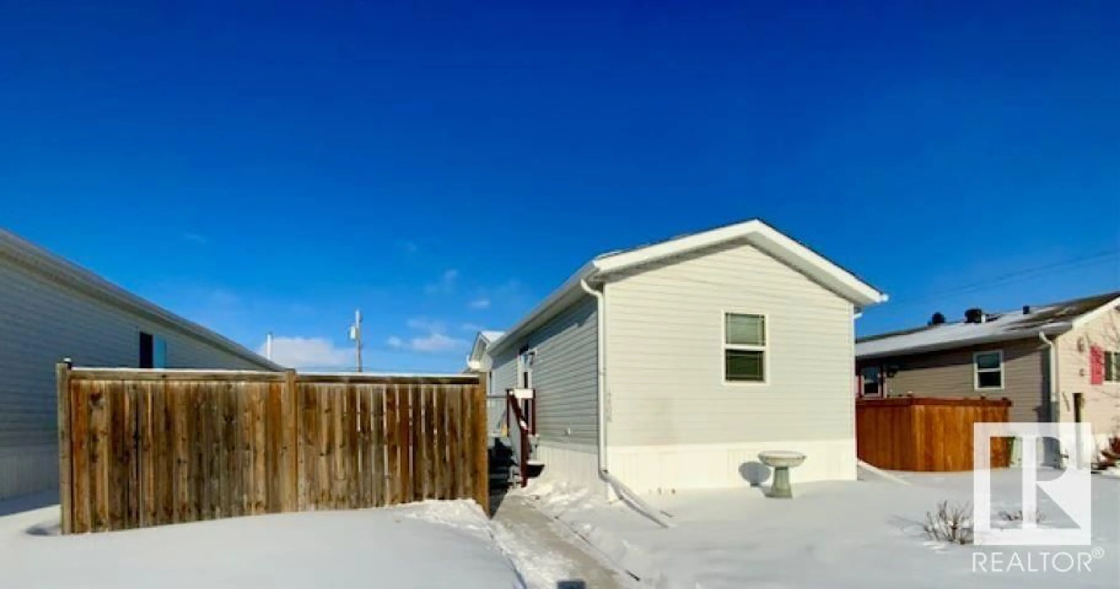 Shed for 4806 48 AV, Wetaskiwin Alberta T9A0E7