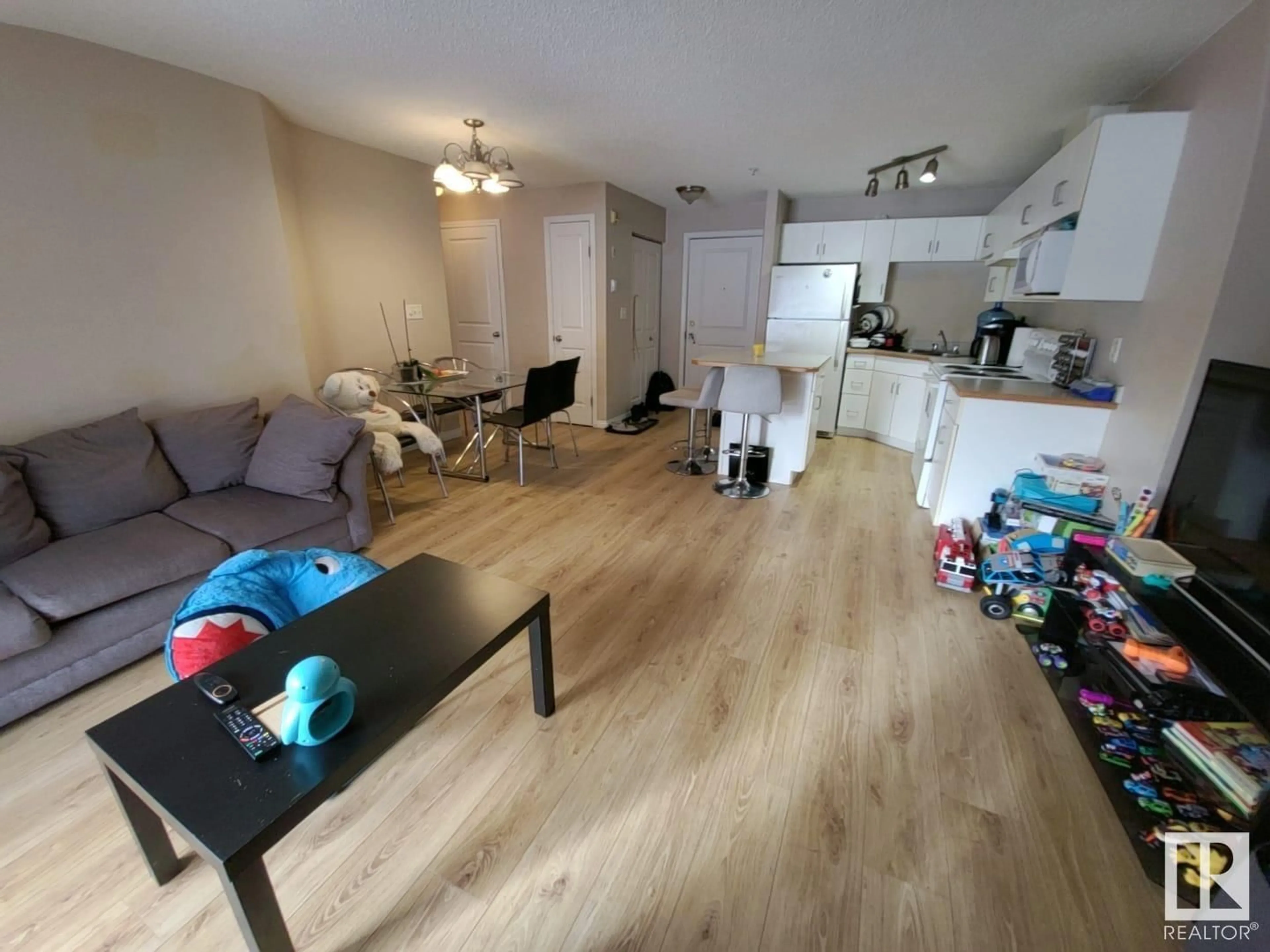 A pic of a room for #101 10535 122 ST NW, Edmonton Alberta T5N4B7