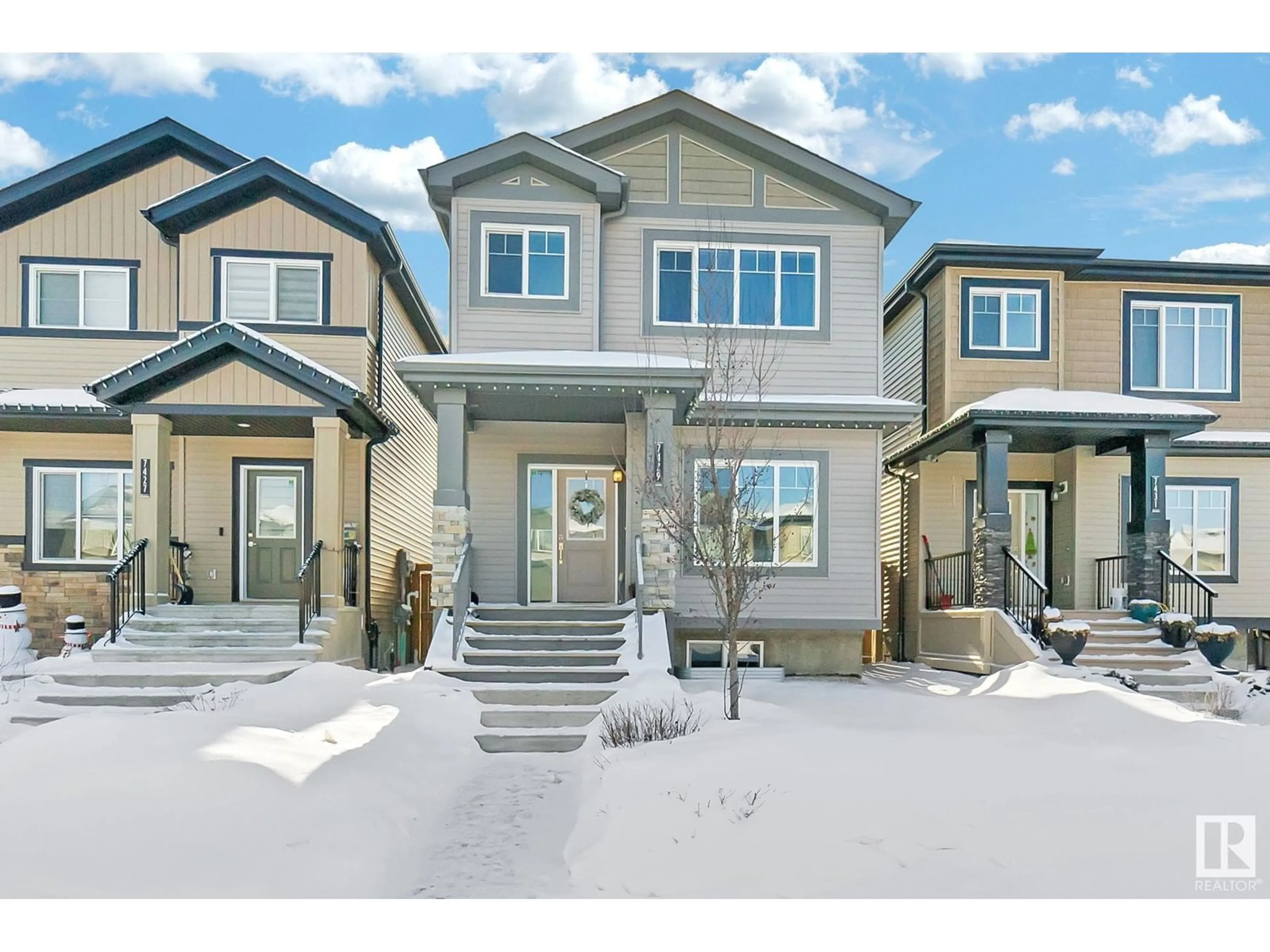 Home with vinyl exterior material, street for 7429 CREIGHTON PL SW, Edmonton Alberta T6W3Z4