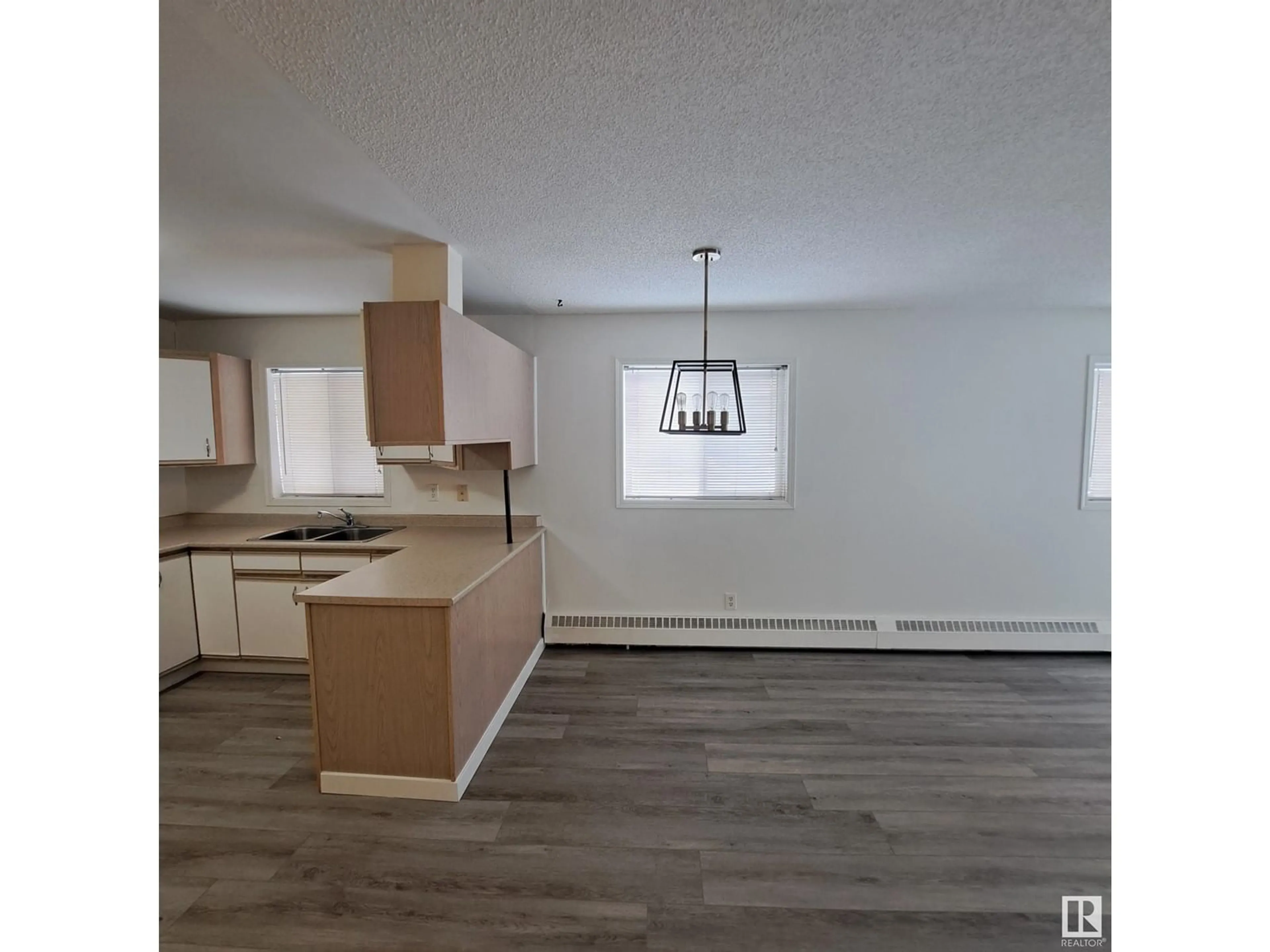 Unknown for #103 - 10810 86 AV, Edmonton Alberta T6E2N2