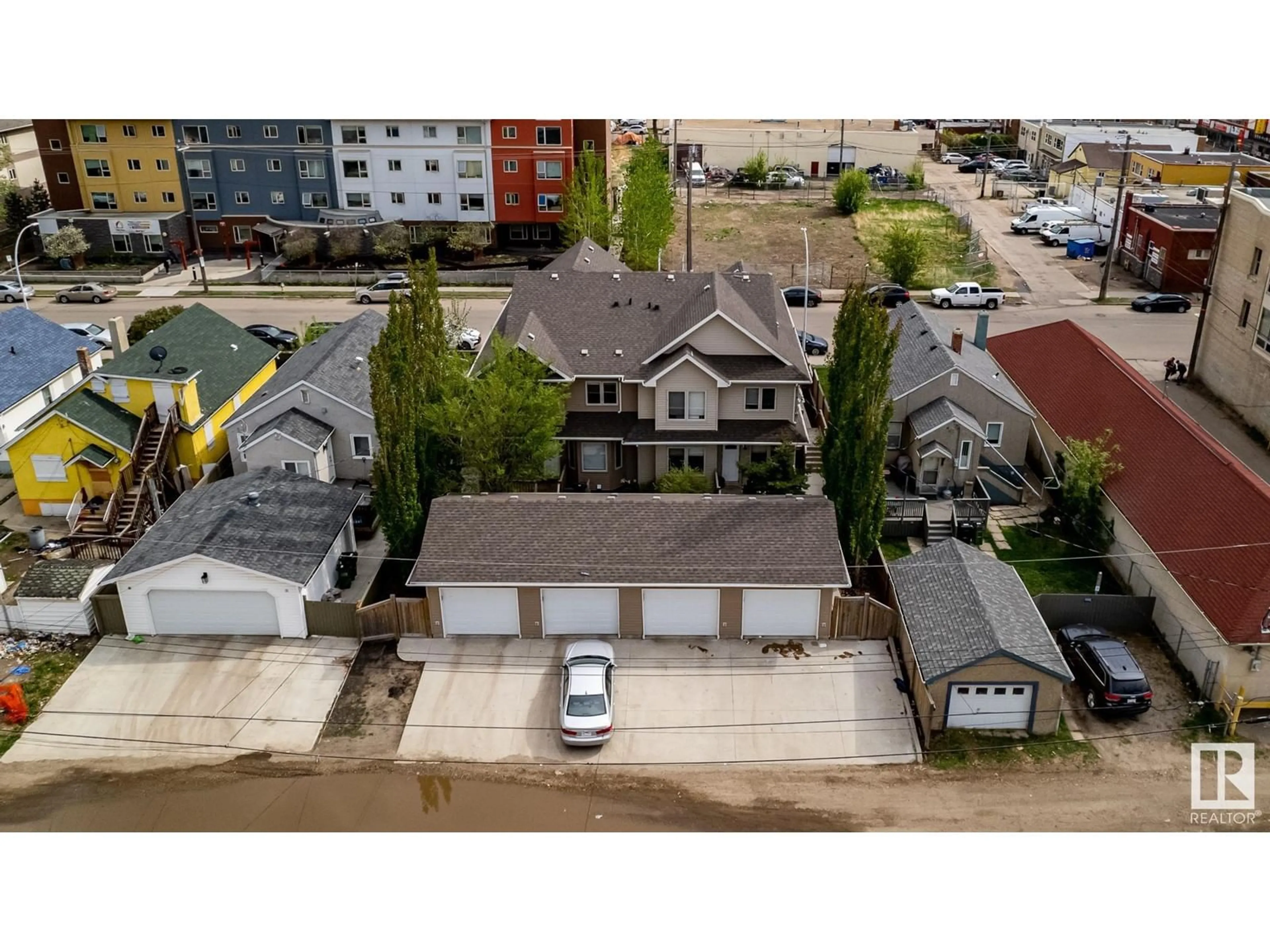 A pic from outside/outdoor area/front of a property/back of a property/a pic from drone, street for #3 9648 106 AV NW, Edmonton Alberta T5H0N4