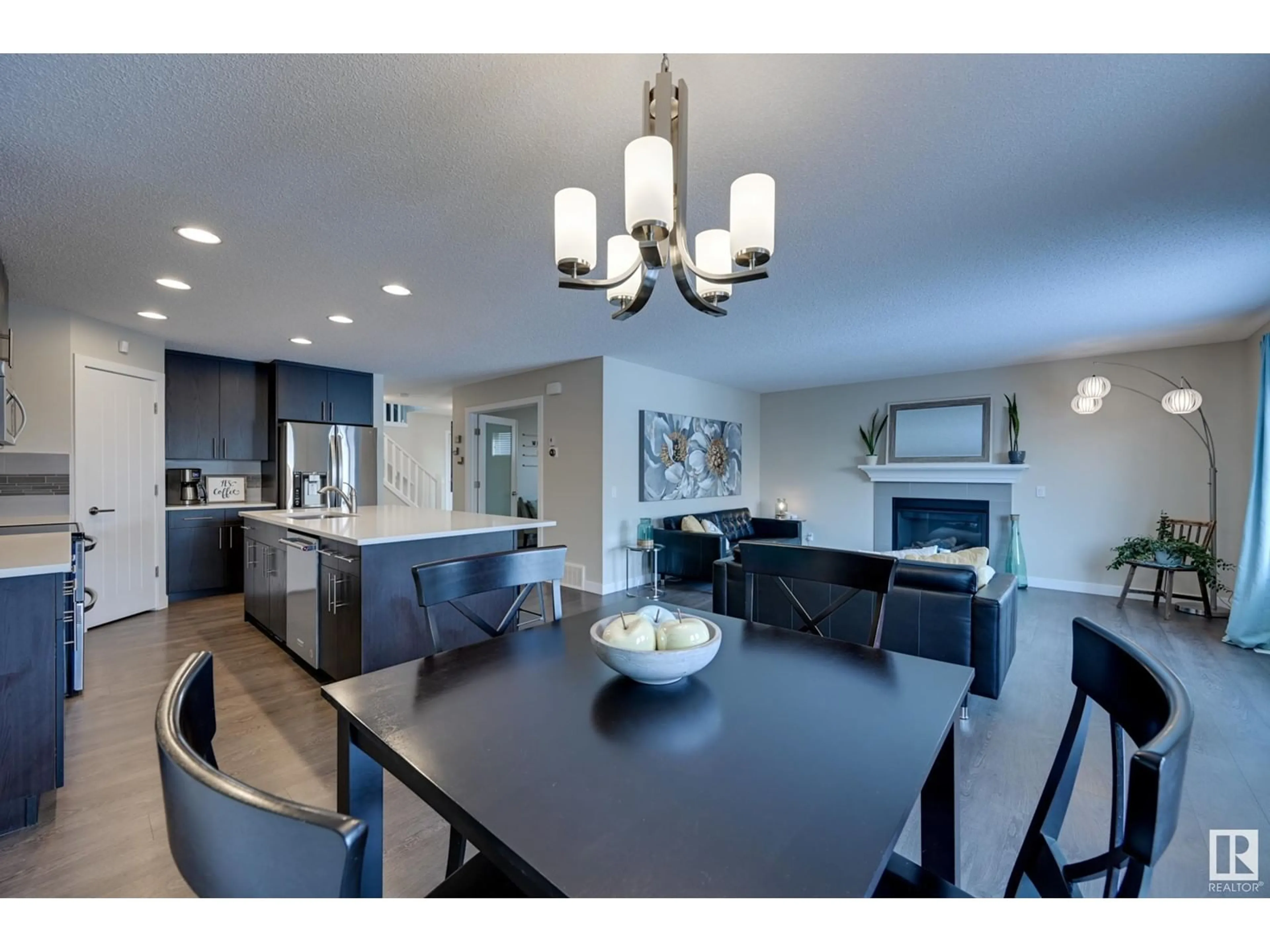 Open concept kitchen, unknown for 13824 165 AV NW, Edmonton Alberta T6V0G9