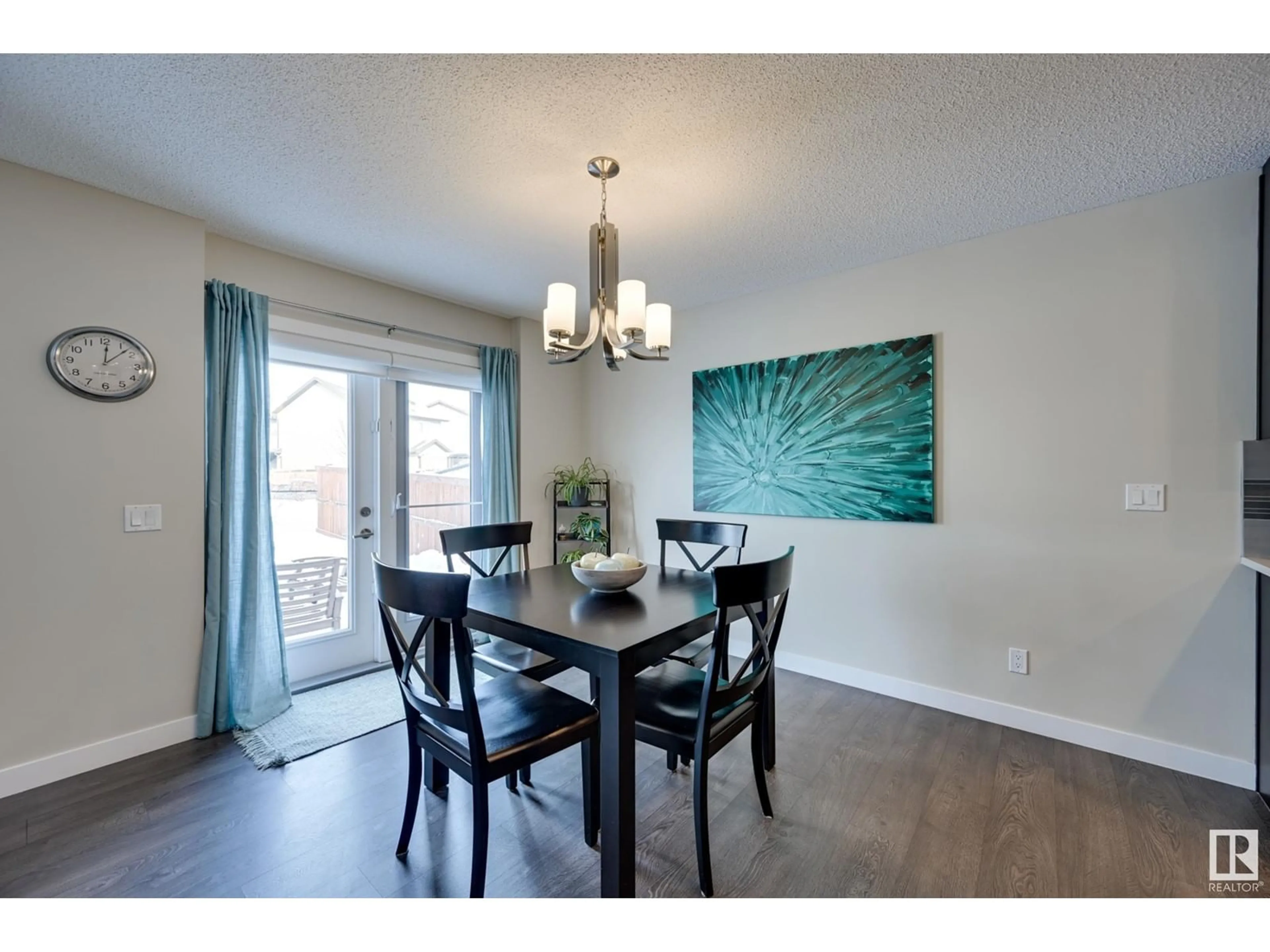 Dining room, wood/laminate floor for 13824 165 AV NW, Edmonton Alberta T6V0G9