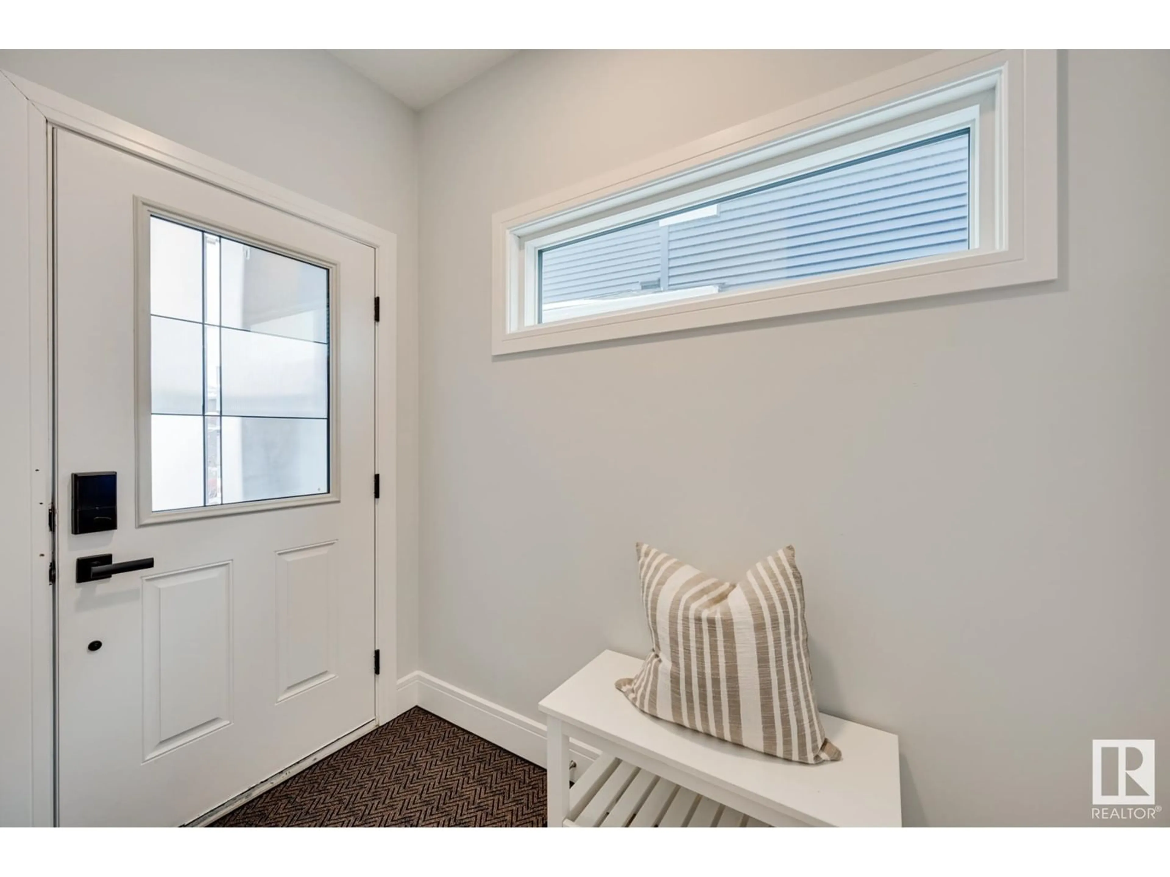 Indoor entryway for 605 GLENRIDDING RAVINE DR SW, Edmonton Alberta T6W4N9