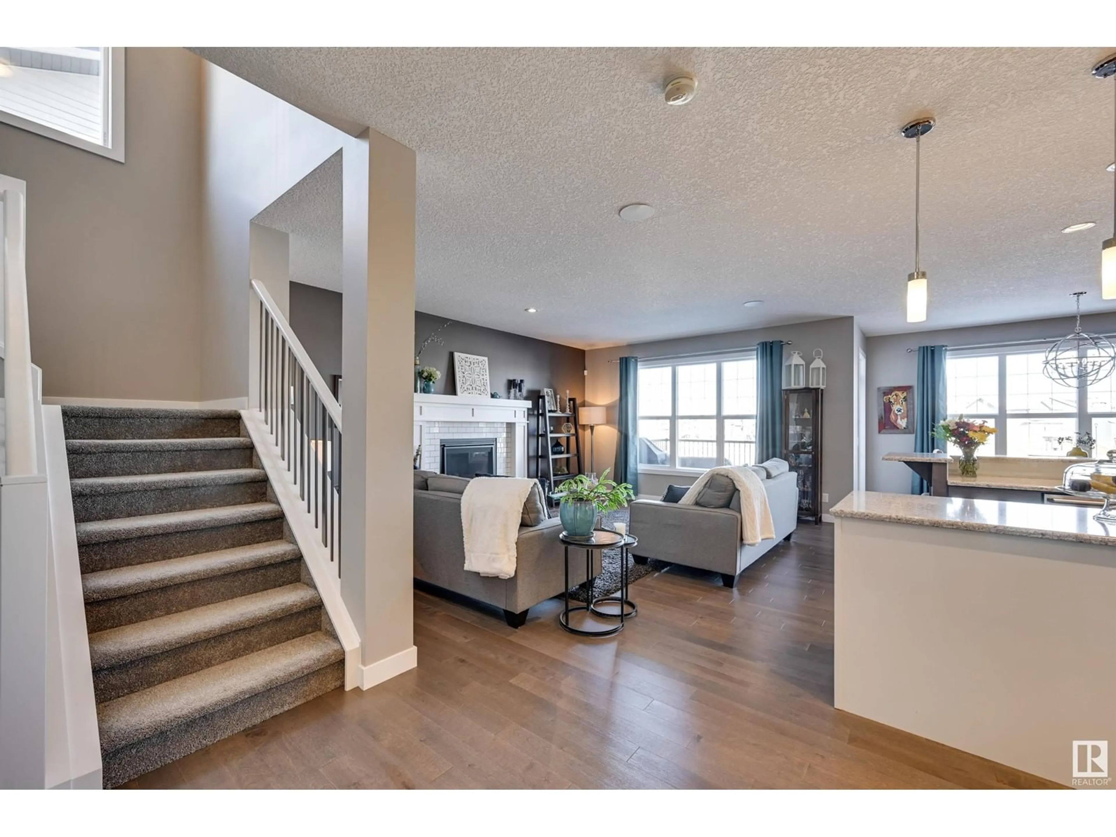 Open concept kitchen, unknown for 1640 DAVIDSON GR SW, Edmonton Alberta T6W3J3