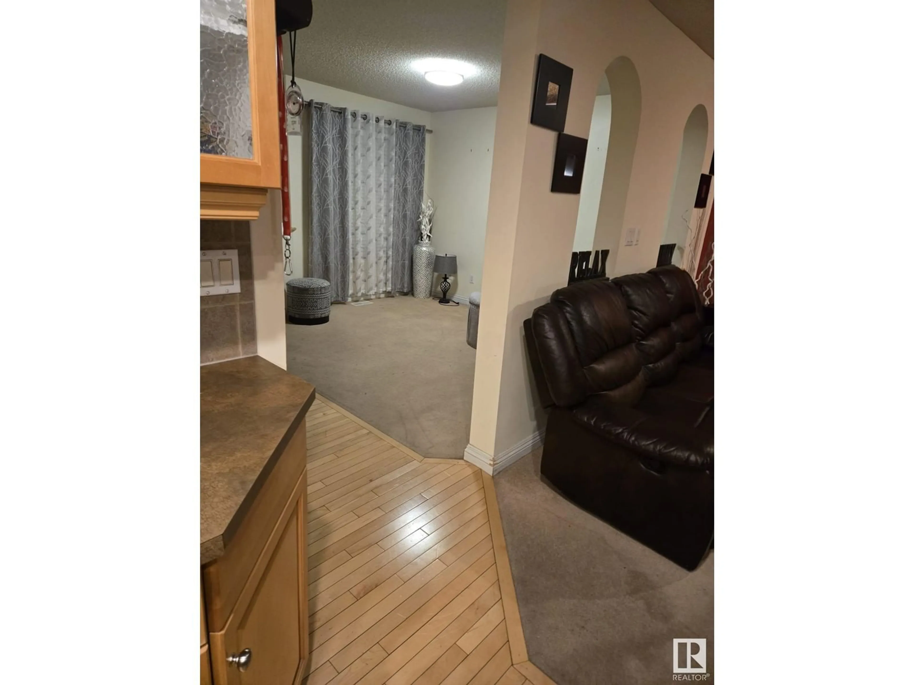 A pic of a room for 14514 141 ST NW, Edmonton Alberta T6V1Y1