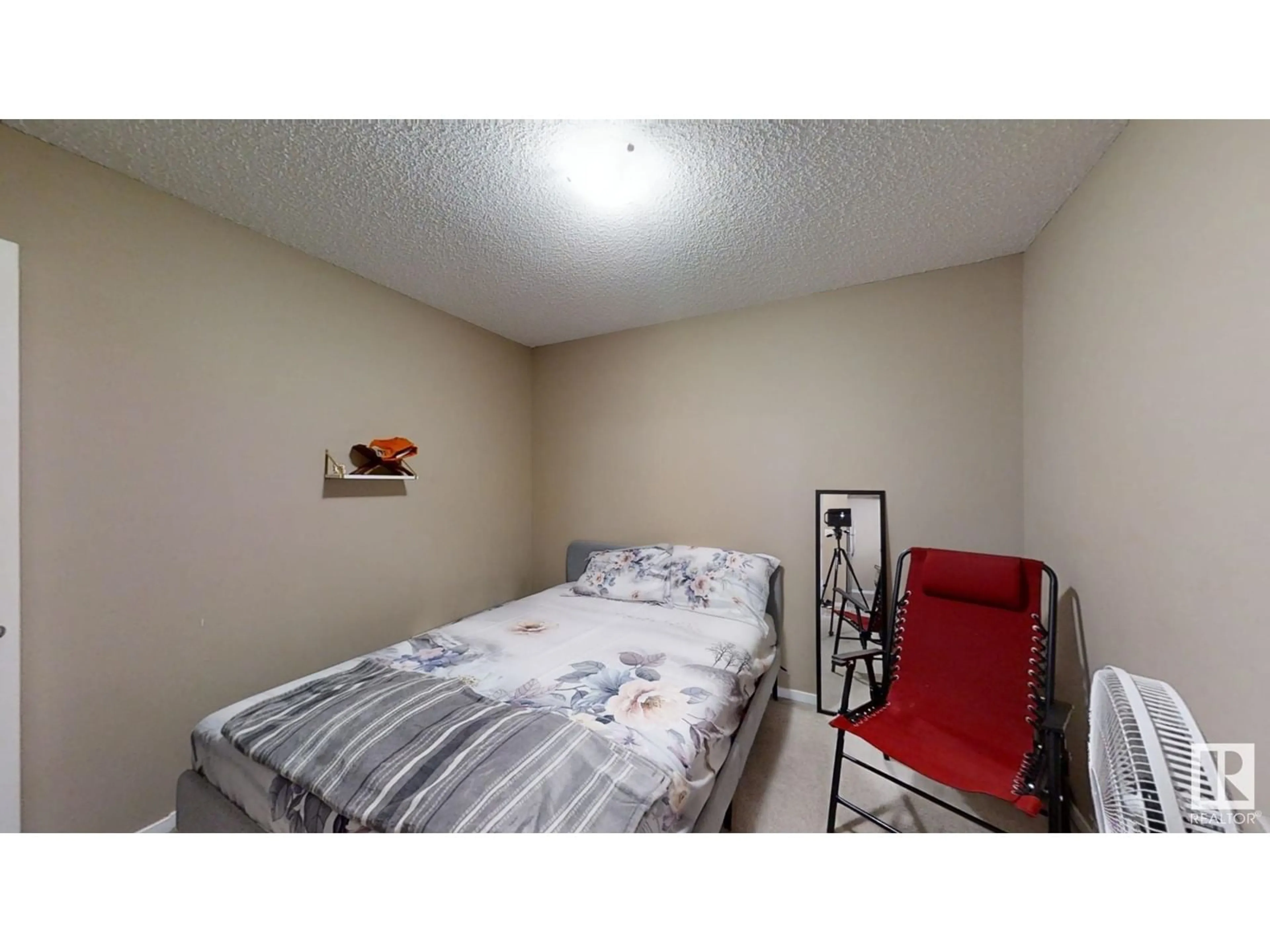 A pic of a room for #214 111 WATT Common CM SW, Edmonton Alberta T6X2C6