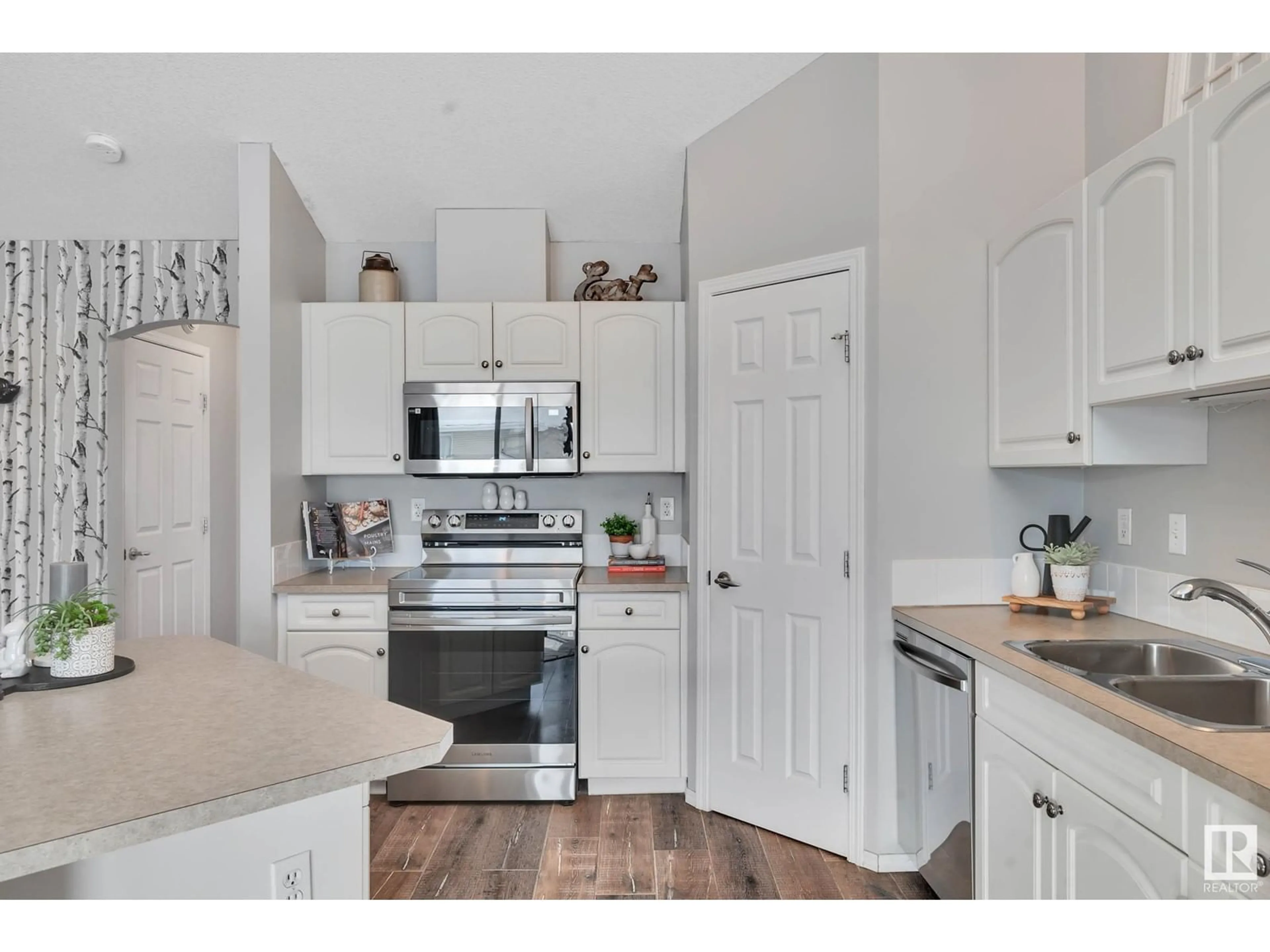 Open concept kitchen, unknown for #58 150 EDWARDS DR SW, Edmonton Alberta T6X1M4