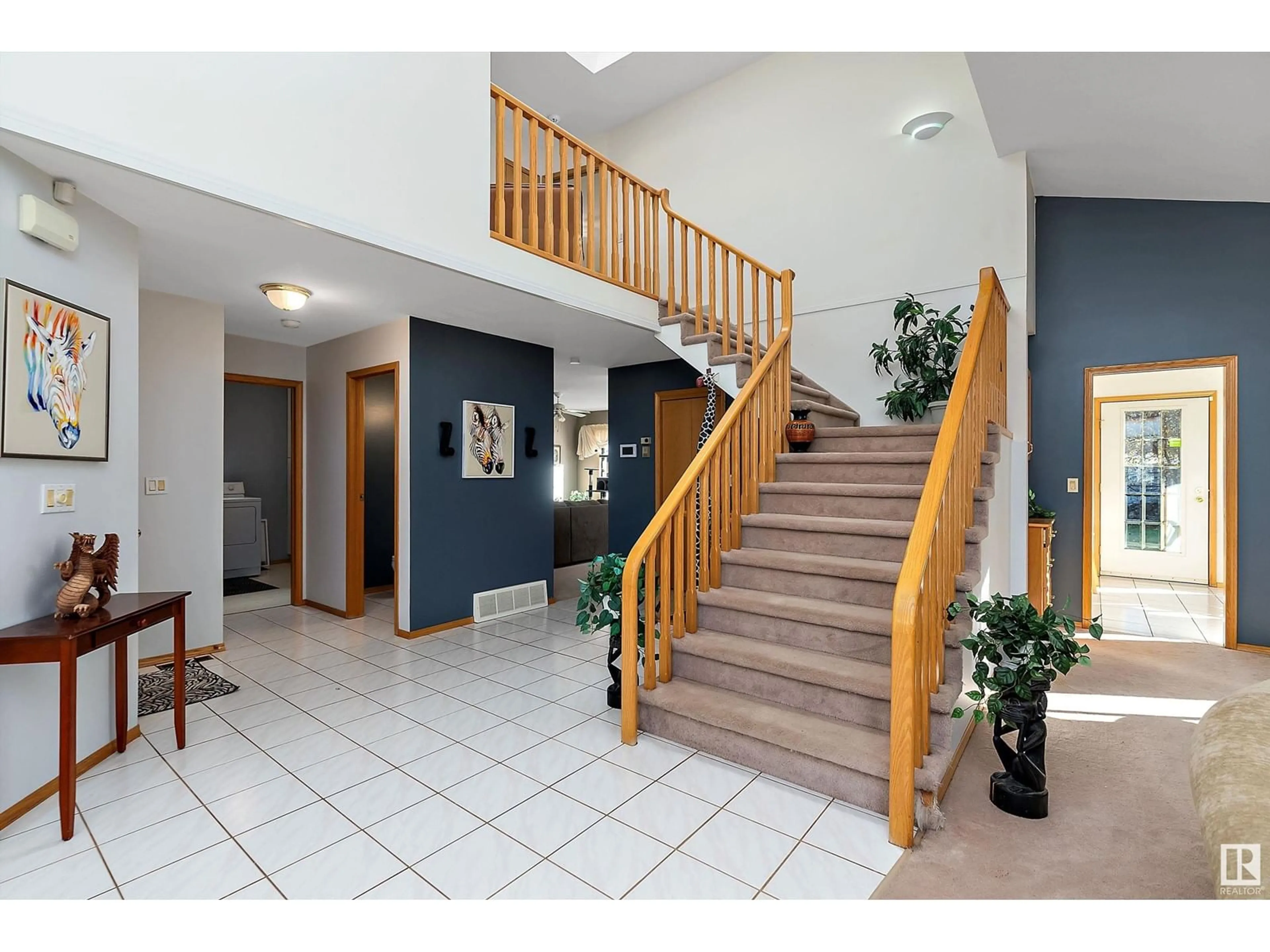 Indoor foyer for 5813 56 ST, Barrhead Alberta T7N1C8