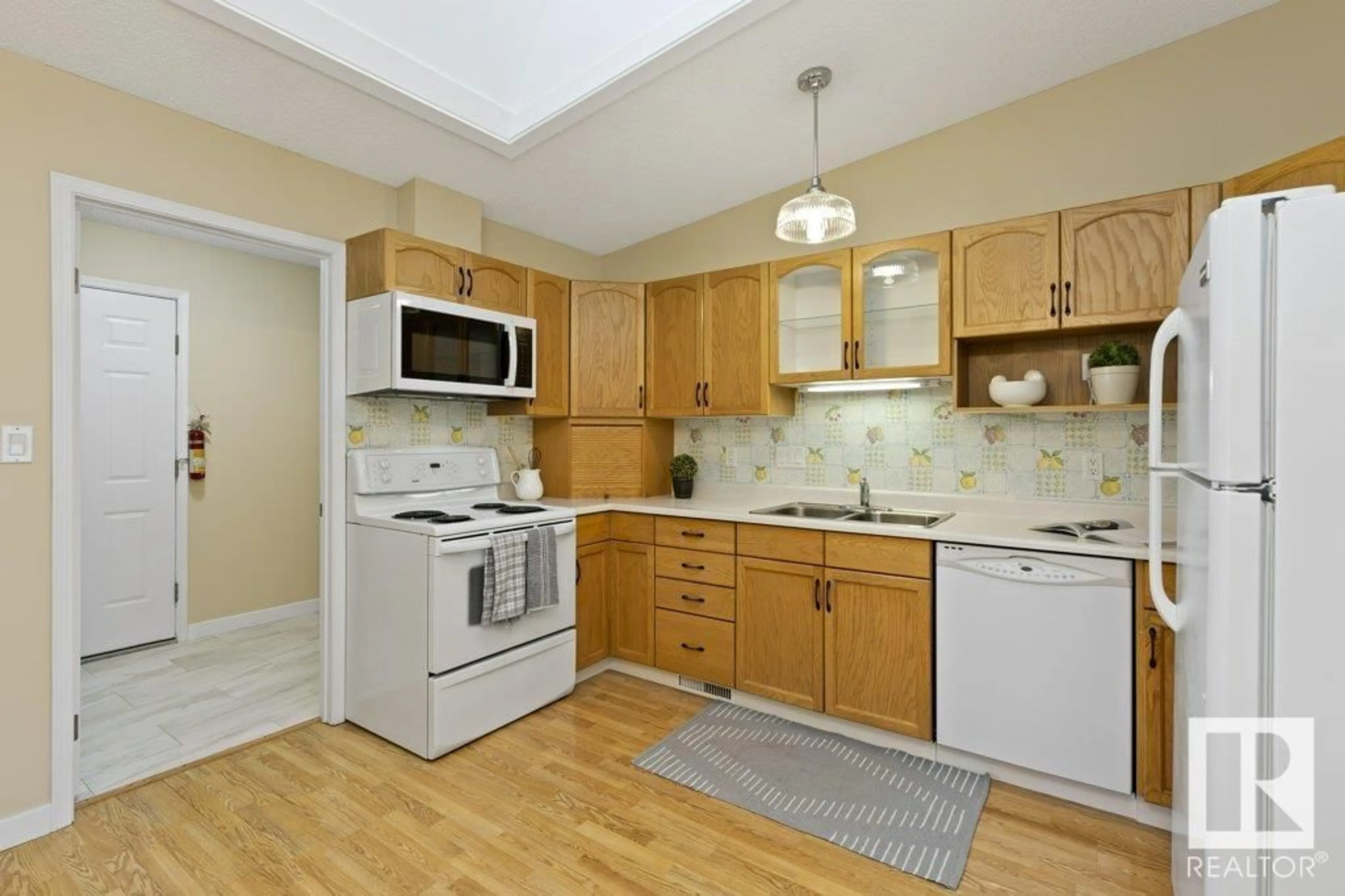 Standard kitchen, unknown for #25 10 GRANGE DR, St. Albert Alberta T8N5Z2